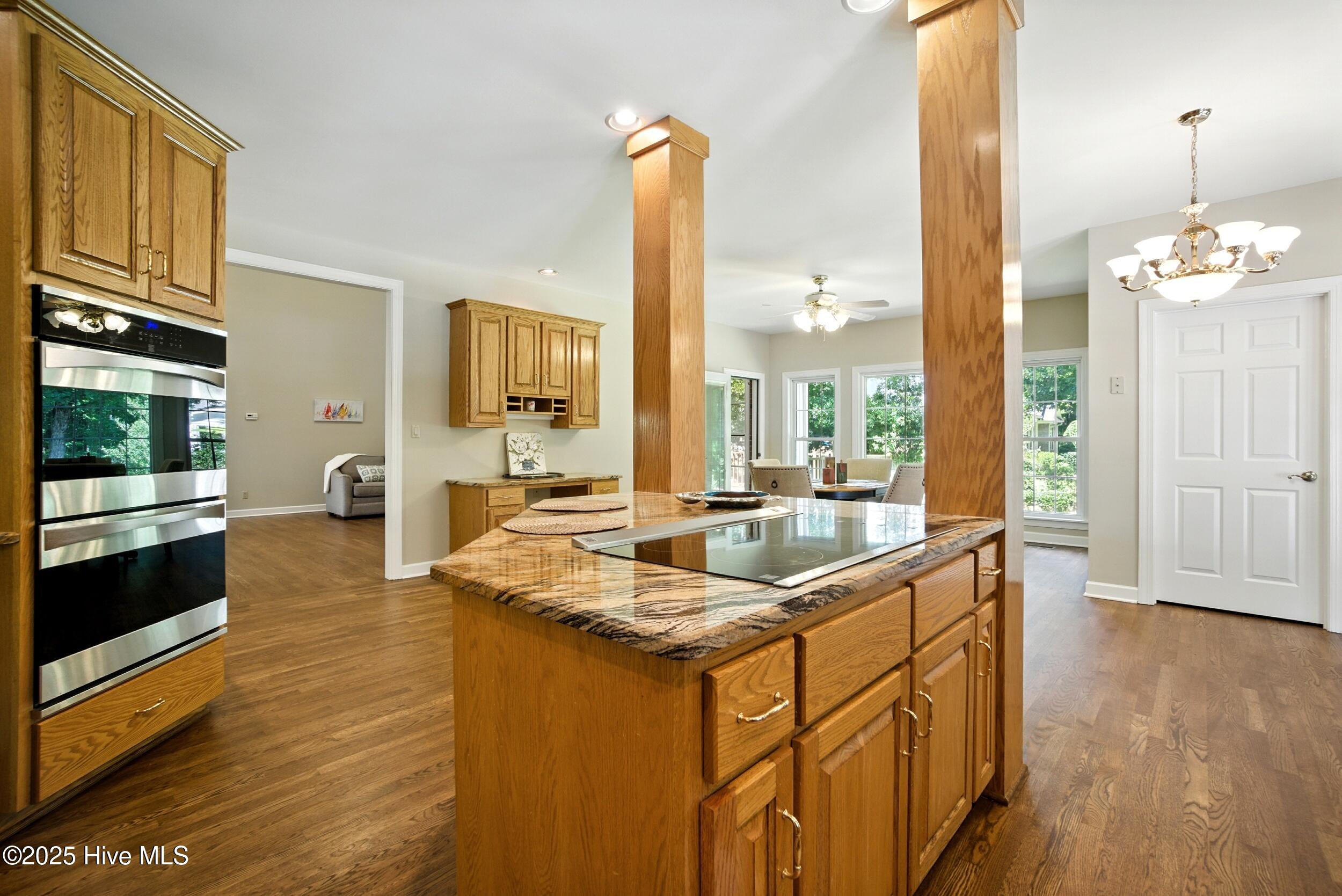 120 New River Drive Property Photo 10