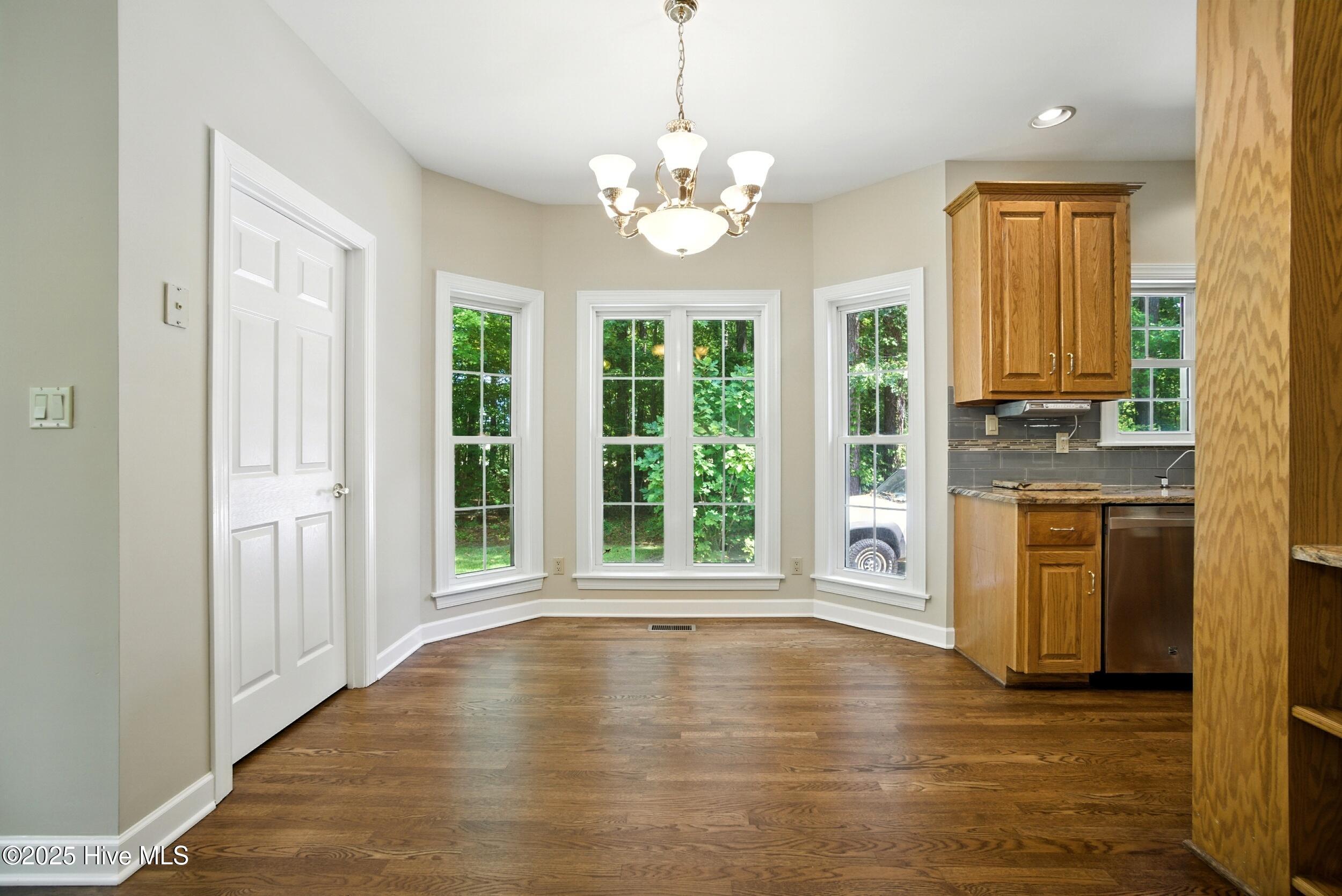 120 New River Drive Property Photo 14