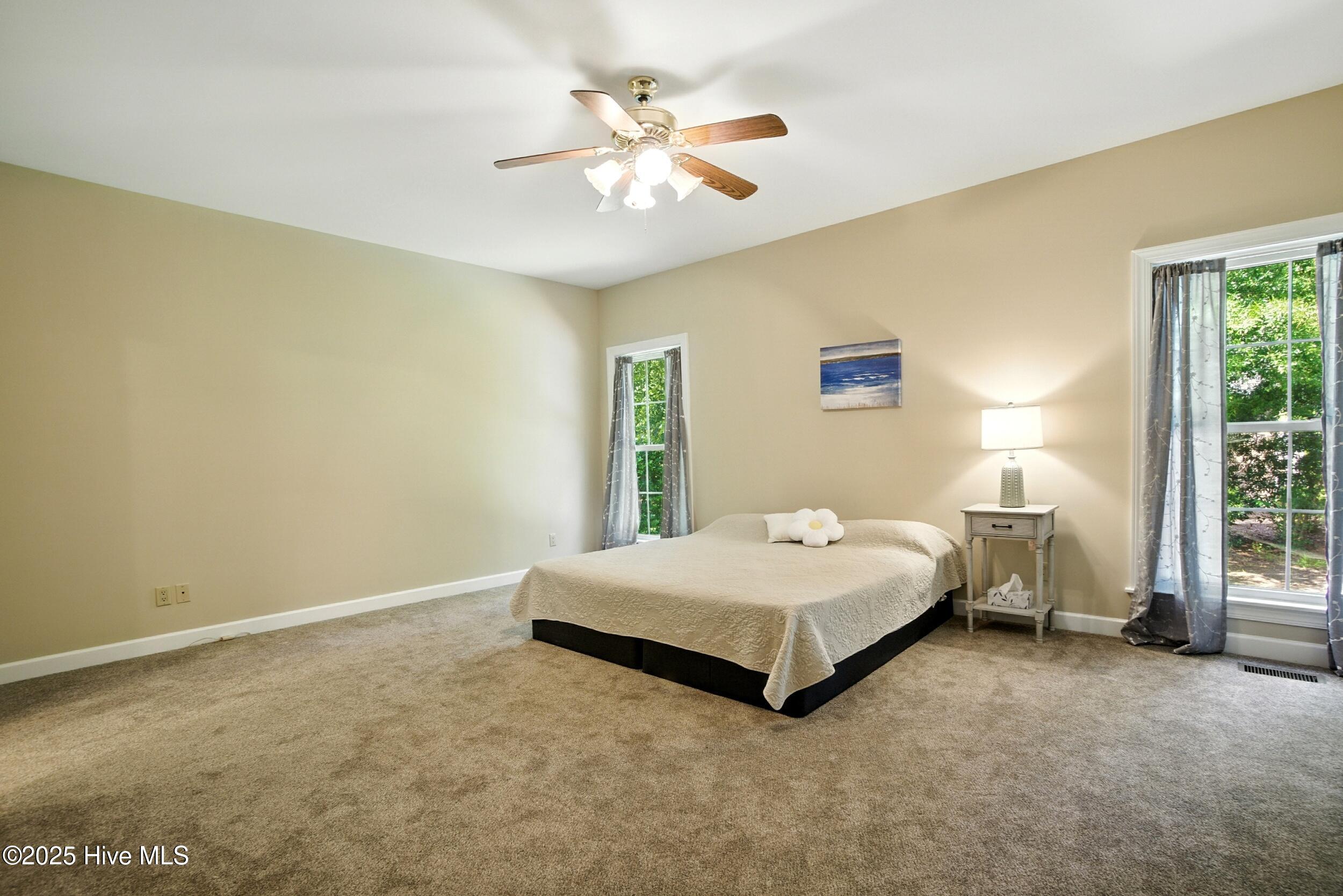 120 New River Drive Property Photo 21