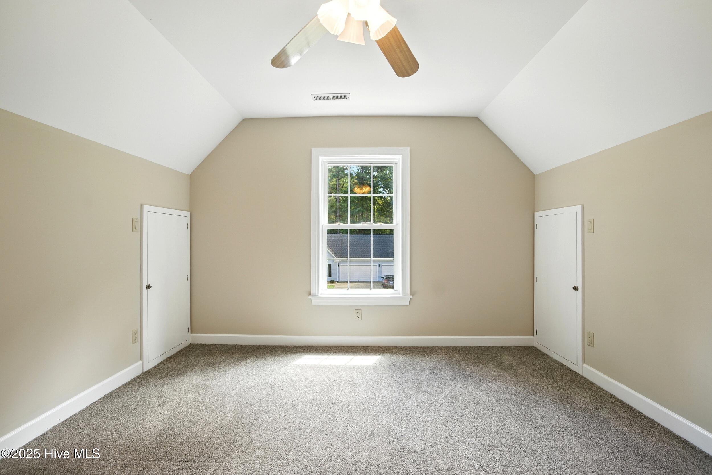 120 New River Drive Property Photo 36