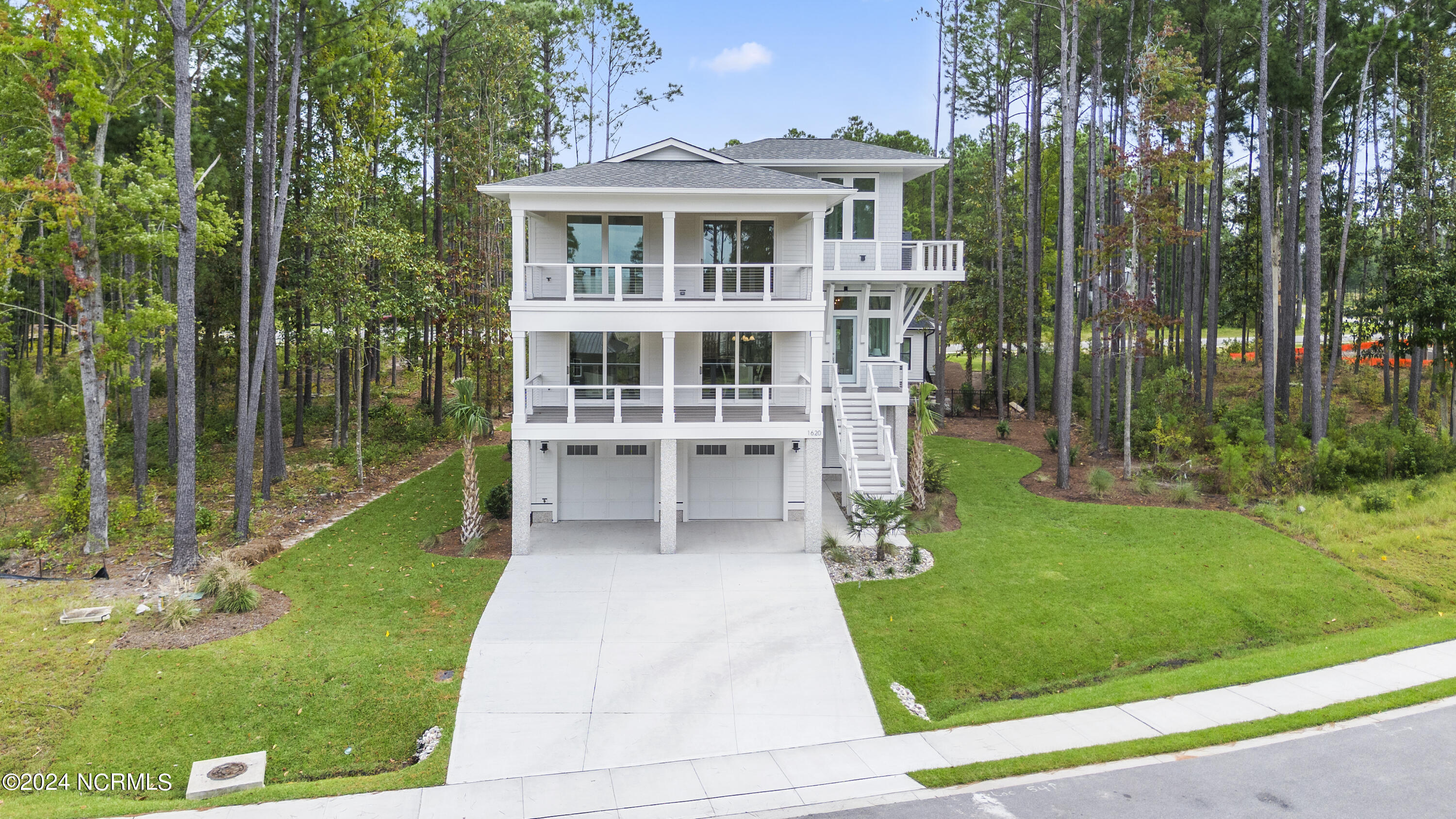 1620 Riverview Terrace Property Photo 1