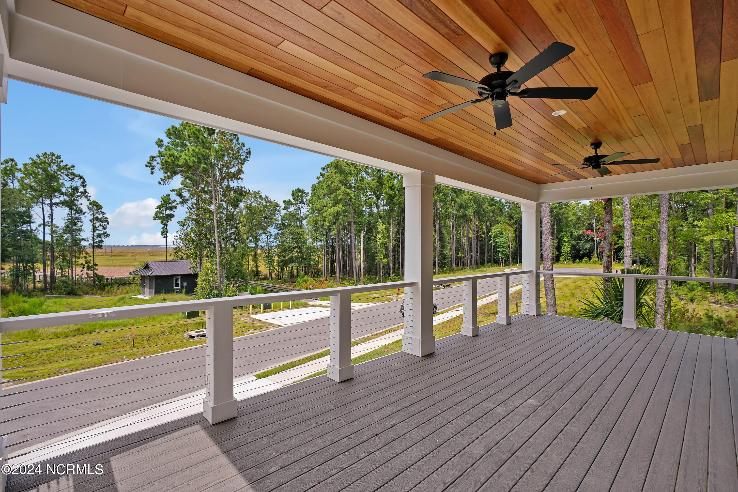 1620 Riverview Terrace Property Photo 3