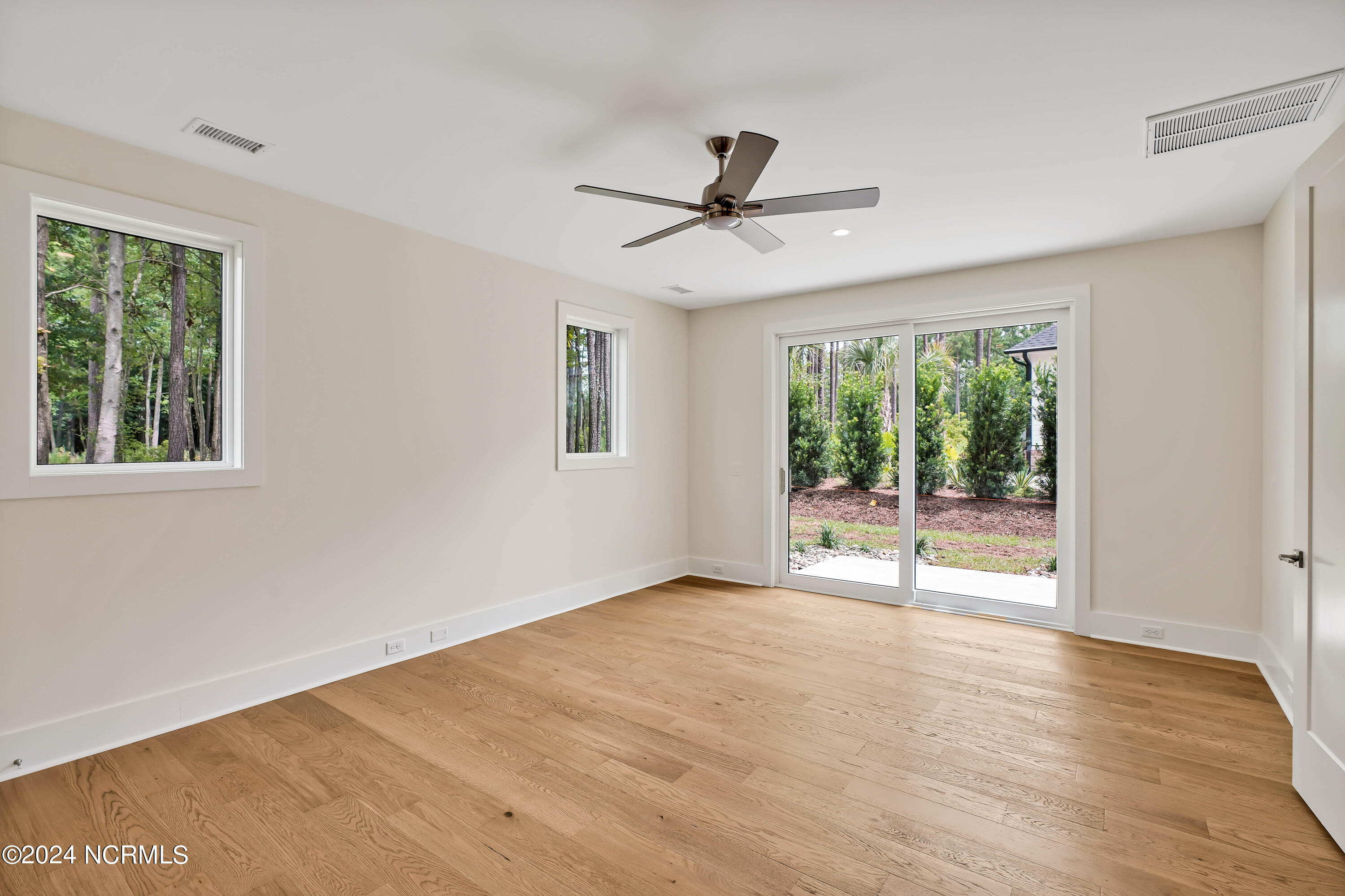 1620 Riverview Terrace Property Photo 32