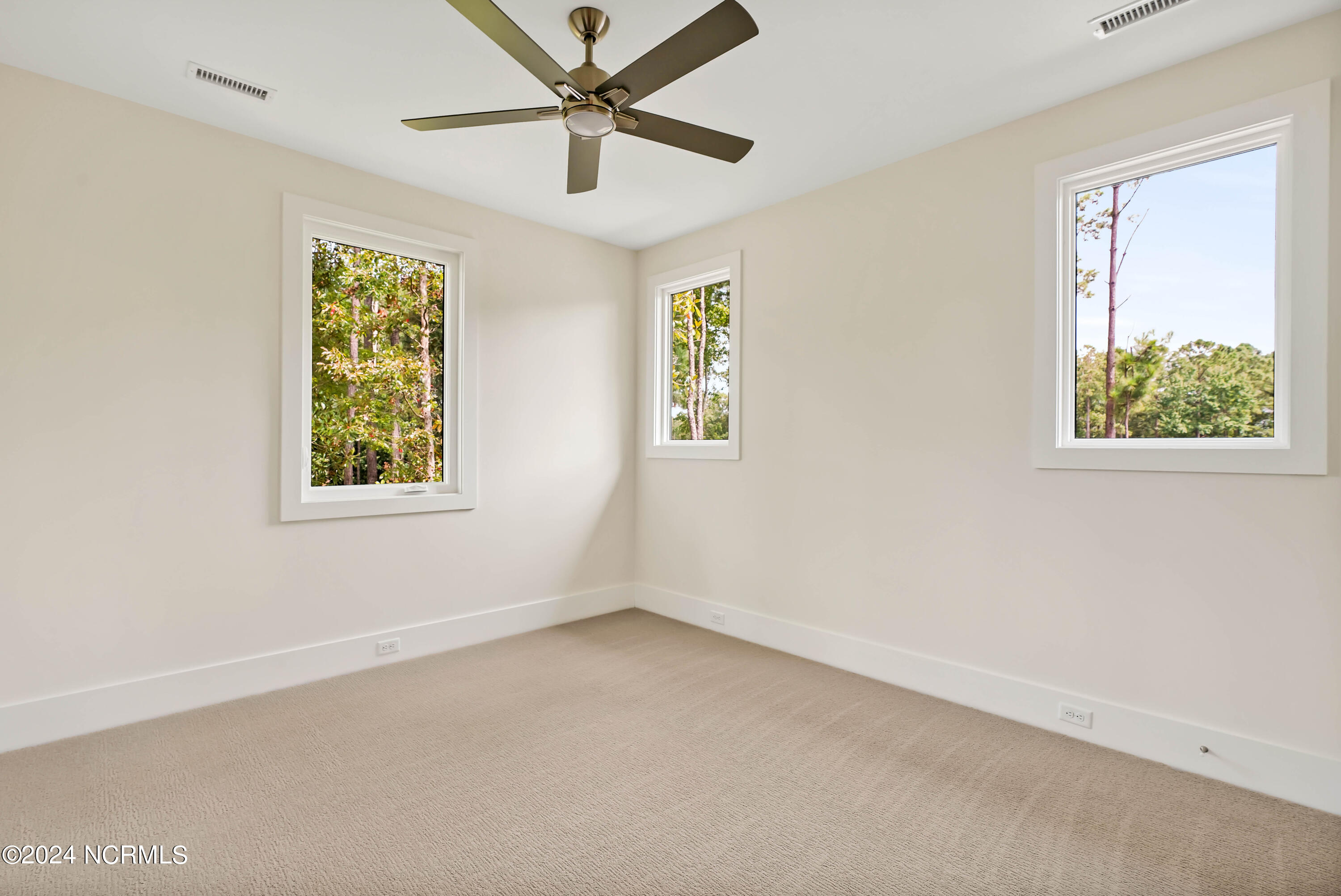 1620 Riverview Terrace Property Photo 39