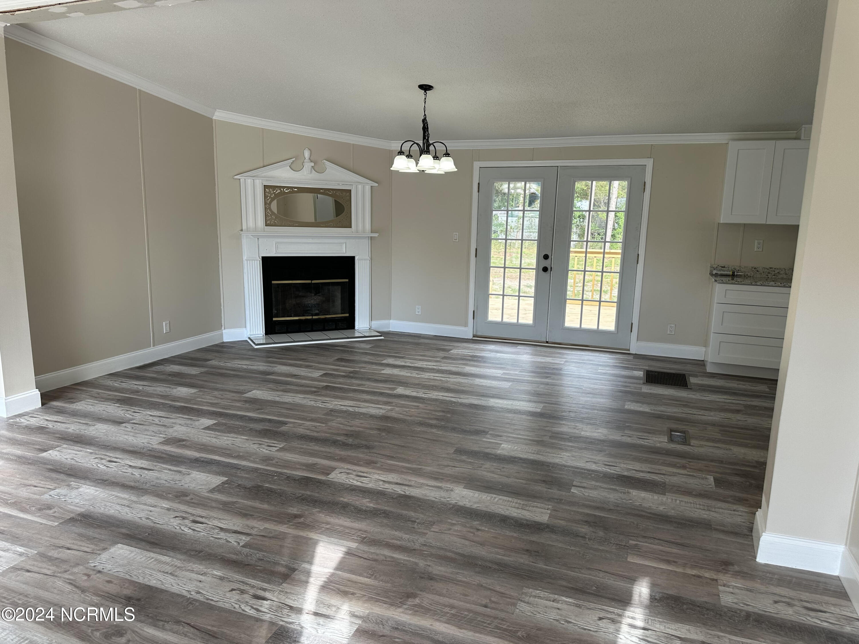 14501 Austin Circle Property Photo 6