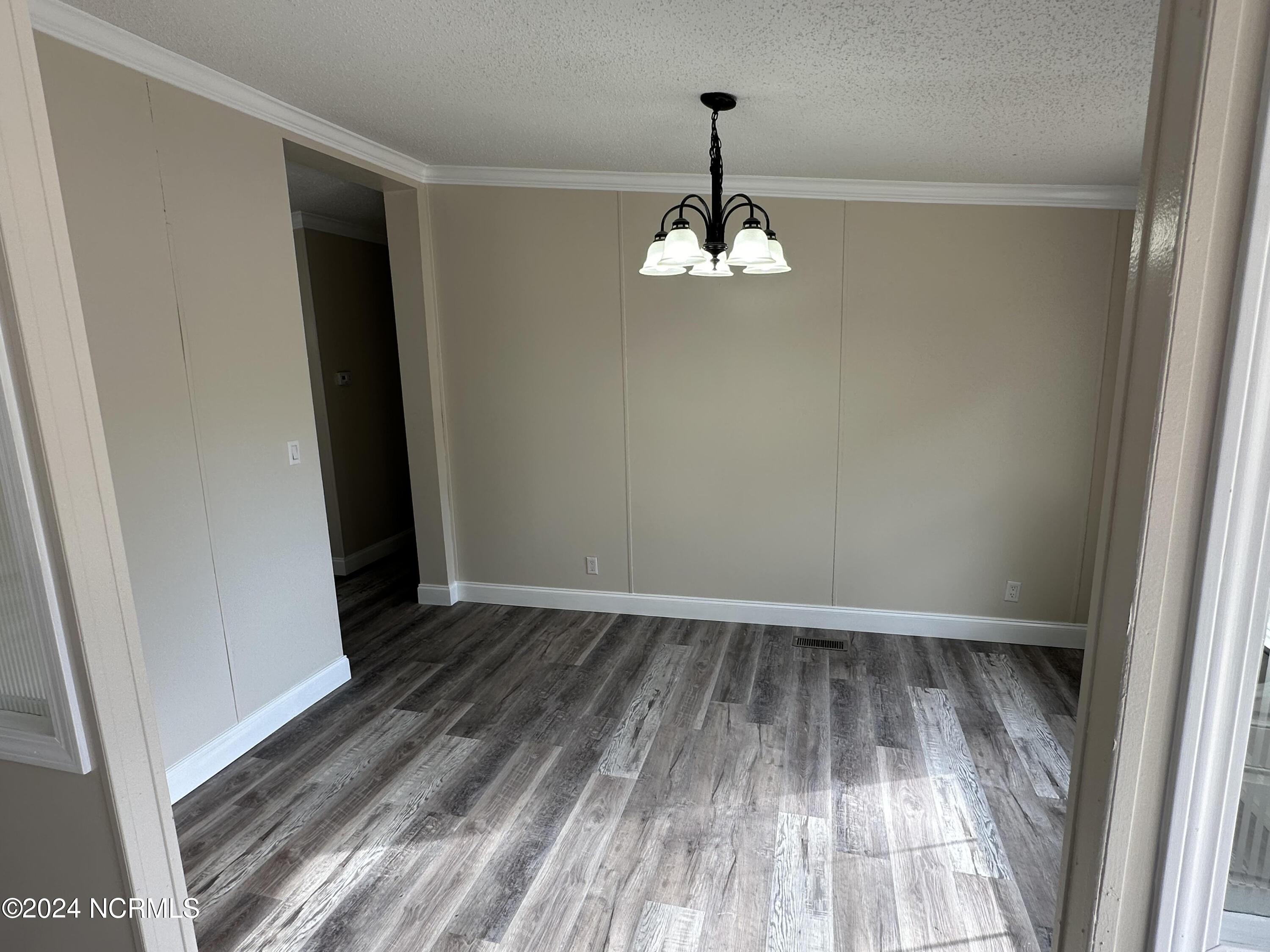 14501 Austin Circle Property Photo 9