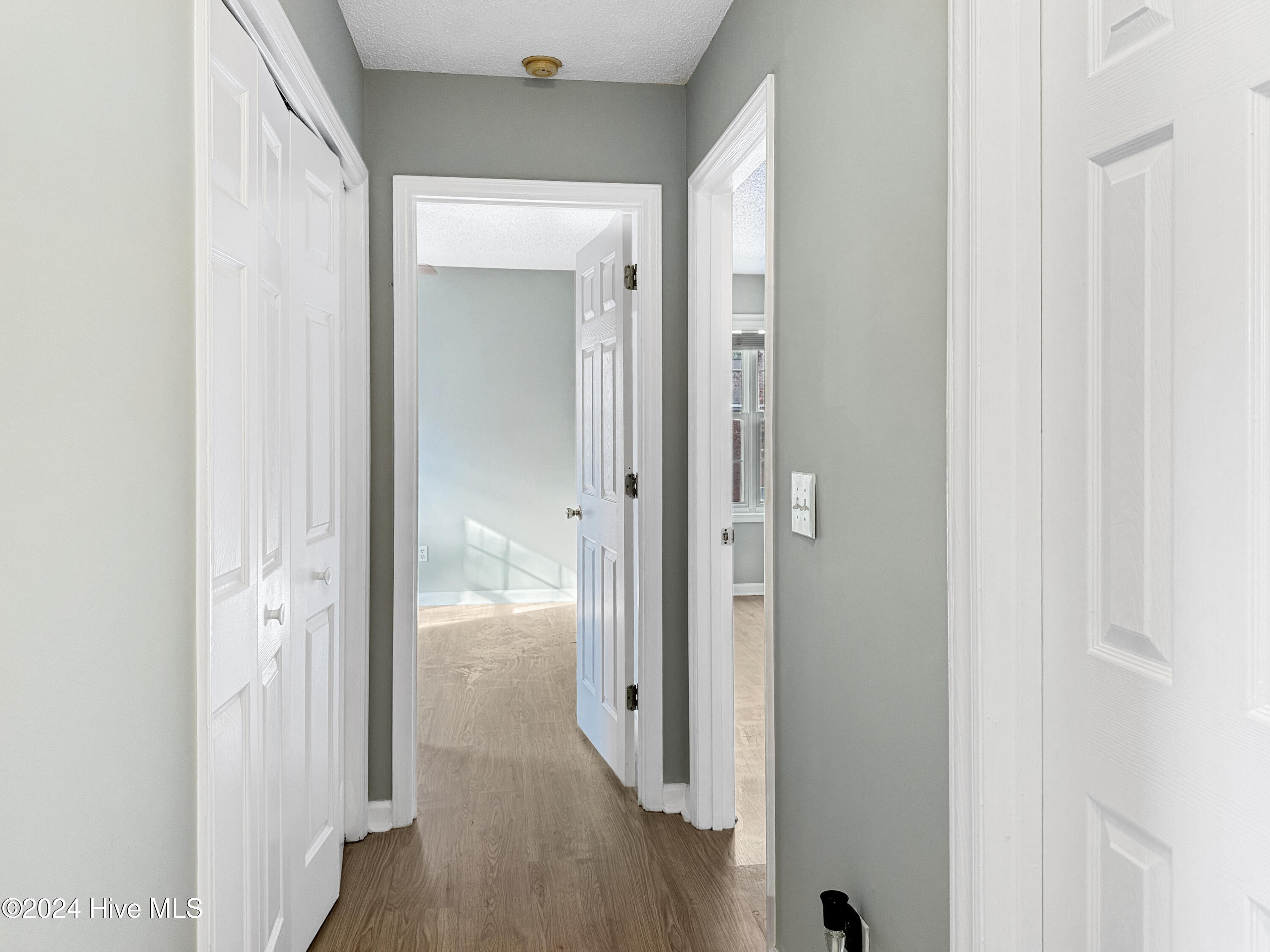 5036 Lamppost Circle Property Photo 17