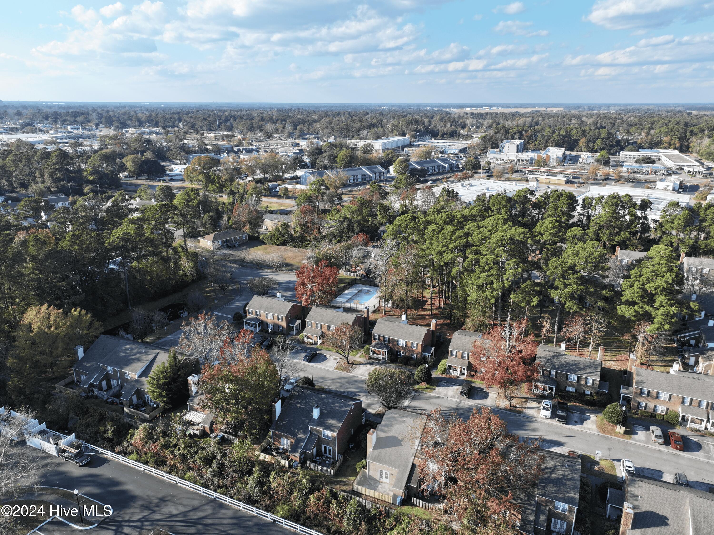 5036 Lamppost Circle Property Photo 27