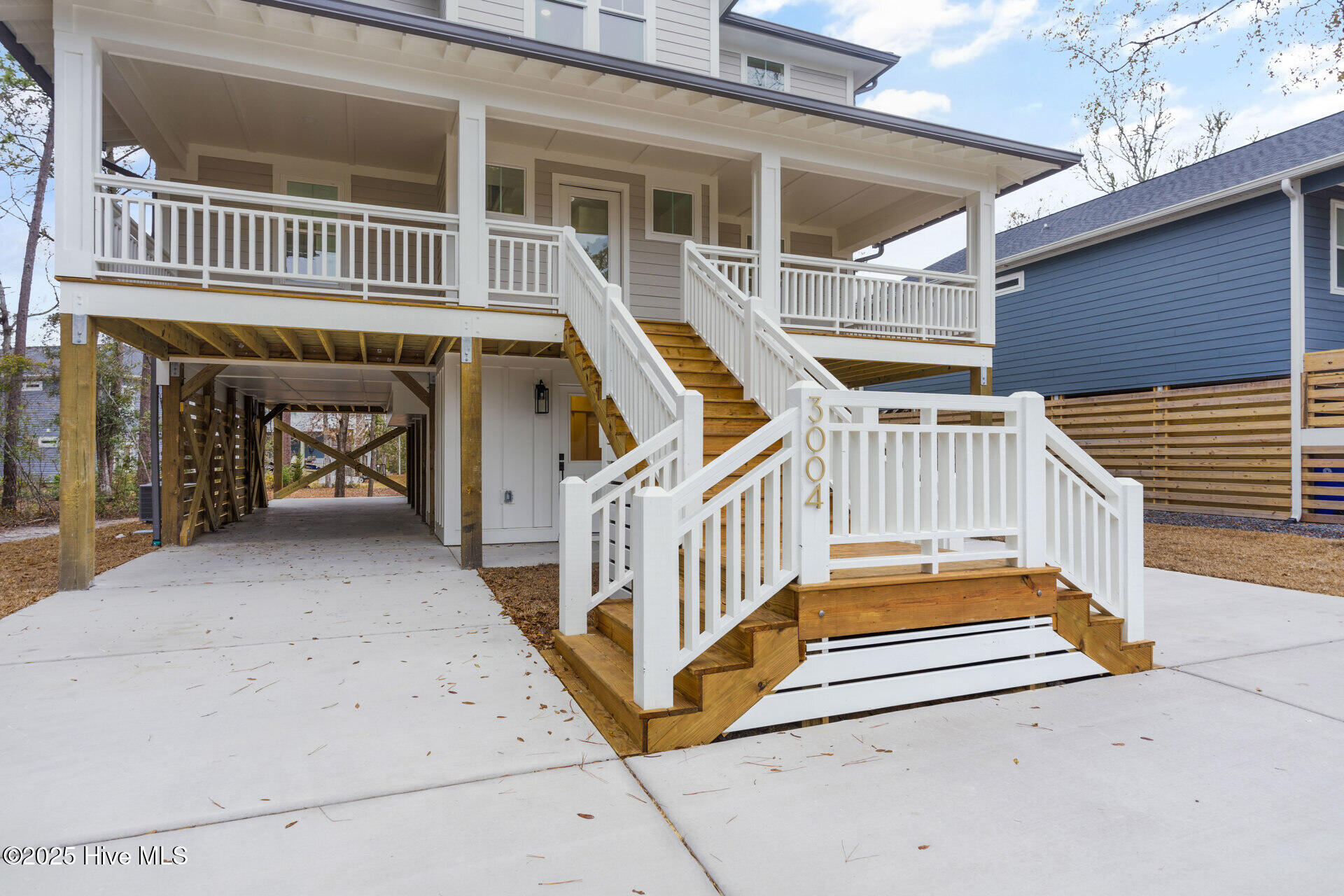 3004 W Oak Island Drive Property Photo 6