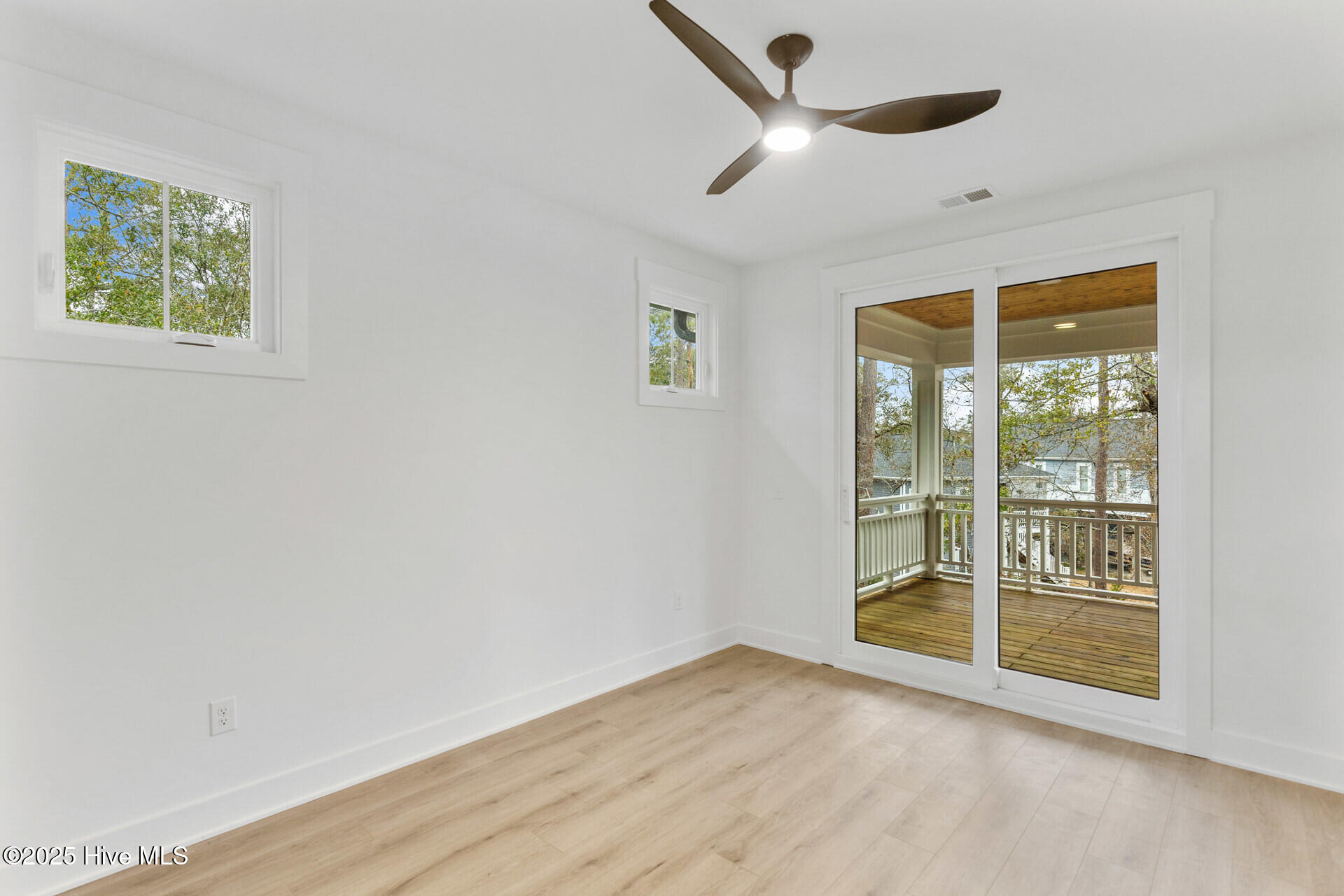 3004 W Oak Island Drive Property Photo 21