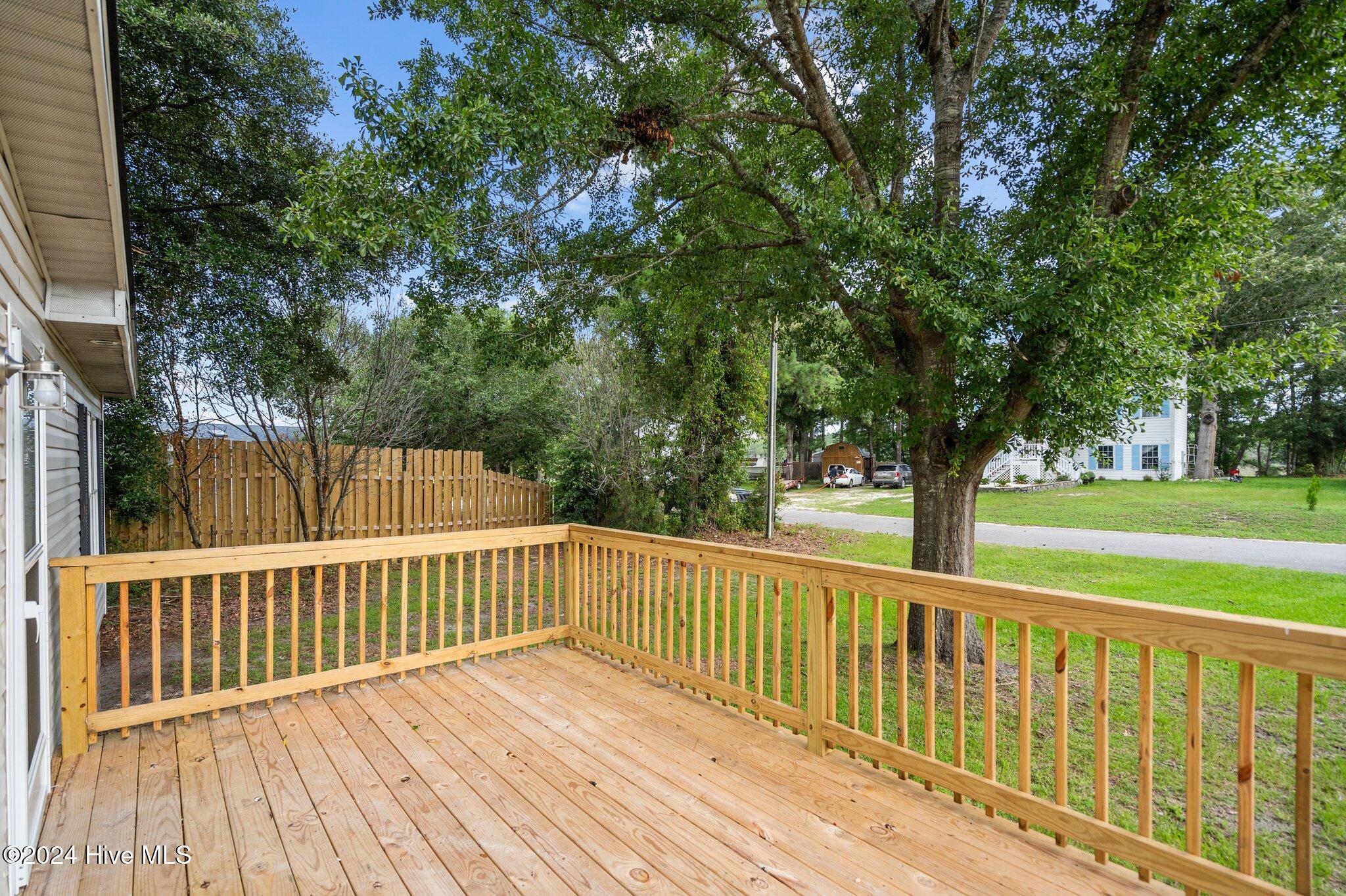 2813 Cindy Street Property Photo 5