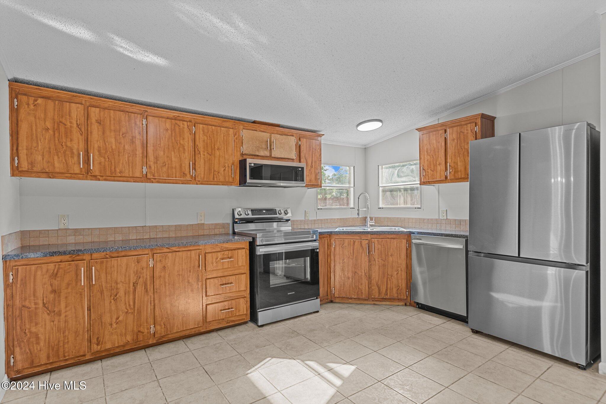 2813 Cindy Street Property Photo 26