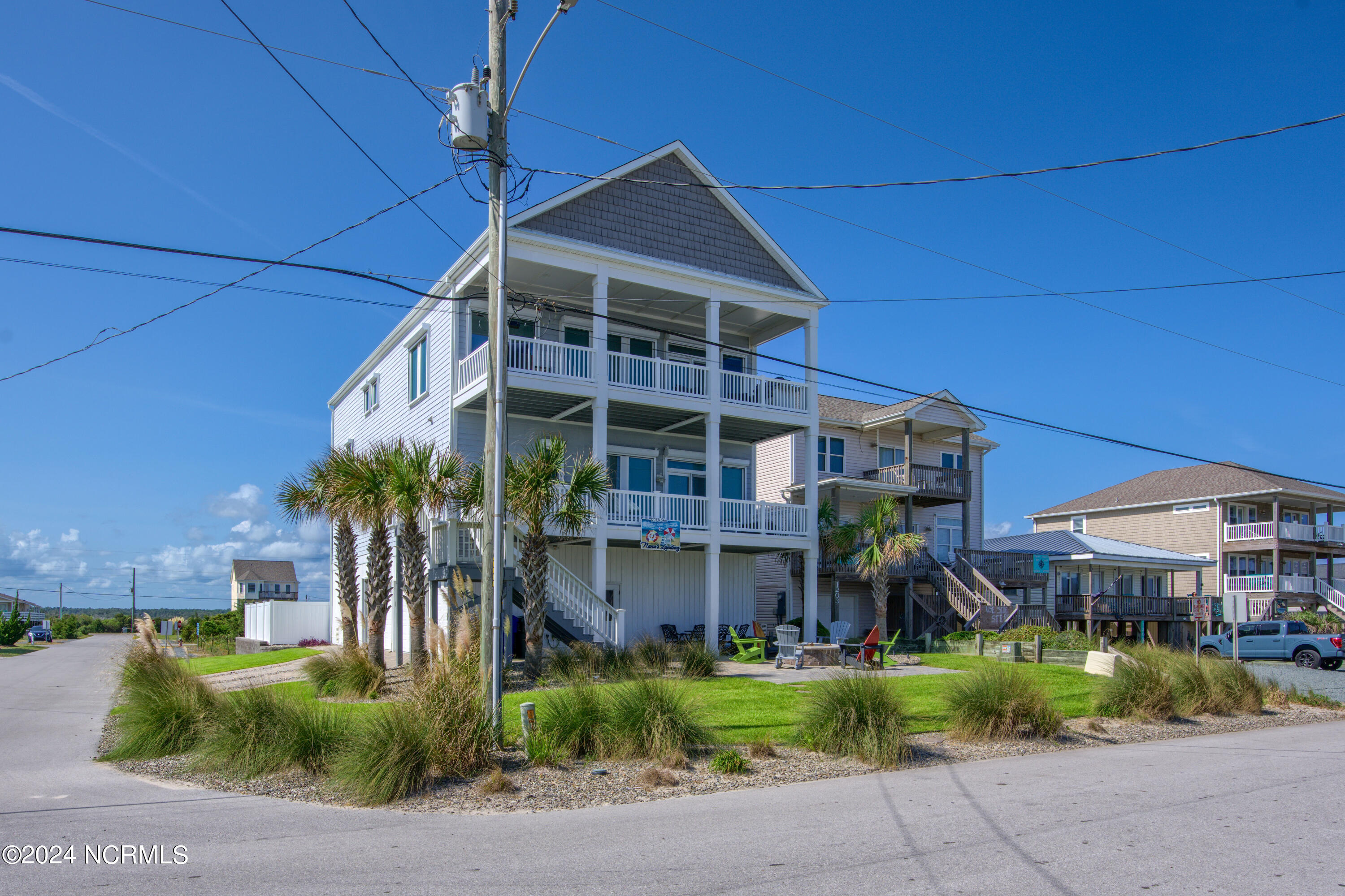 1201-1202 N Shore Drive Property Photo 9