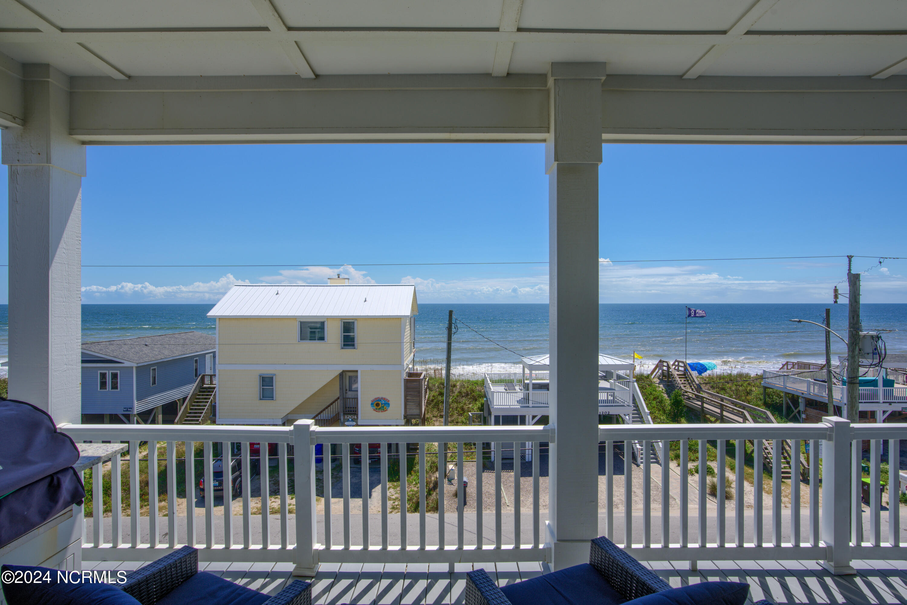 1201-1202 N Shore Drive Property Photo 18