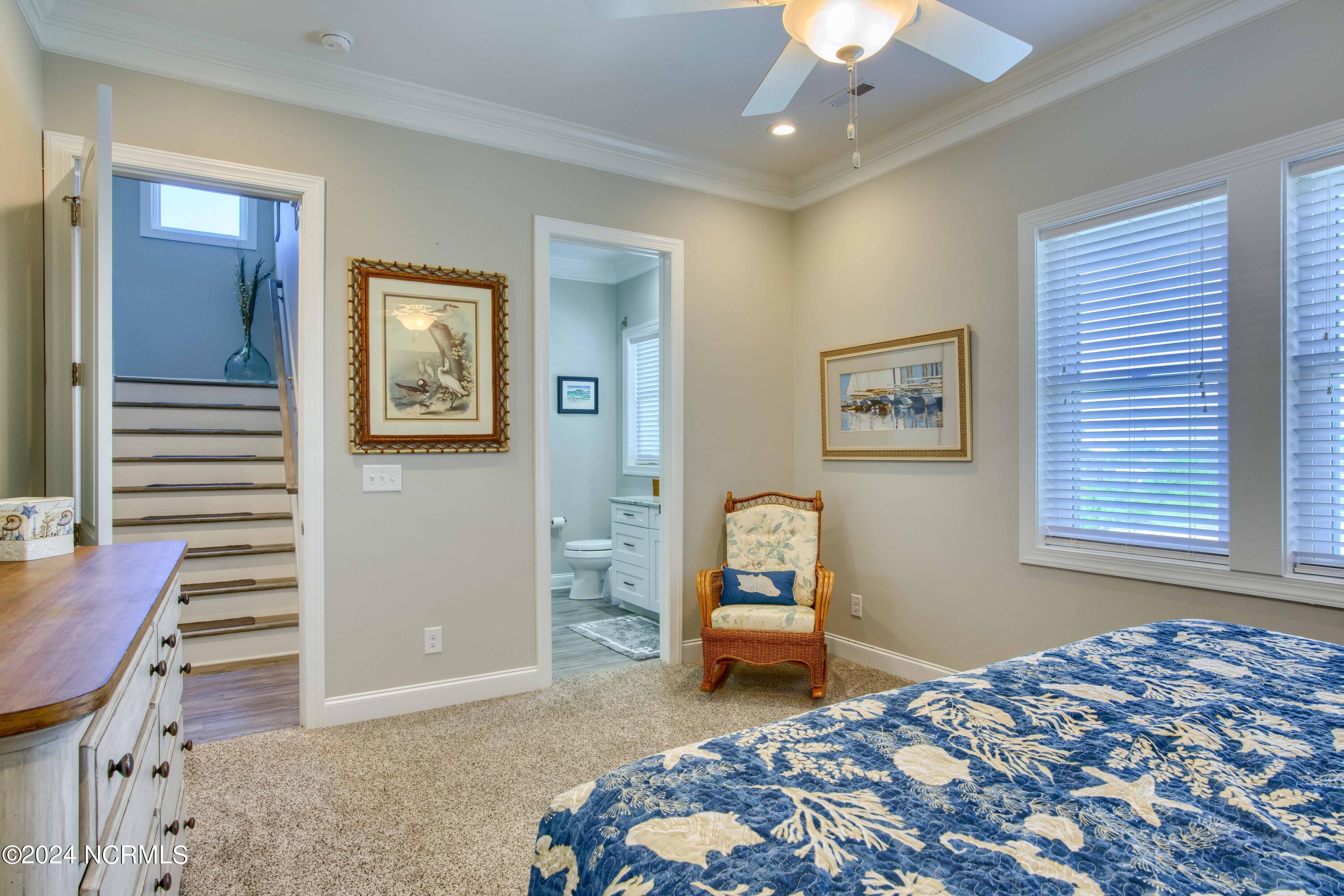 1201-1202 N Shore Drive Property Photo 55