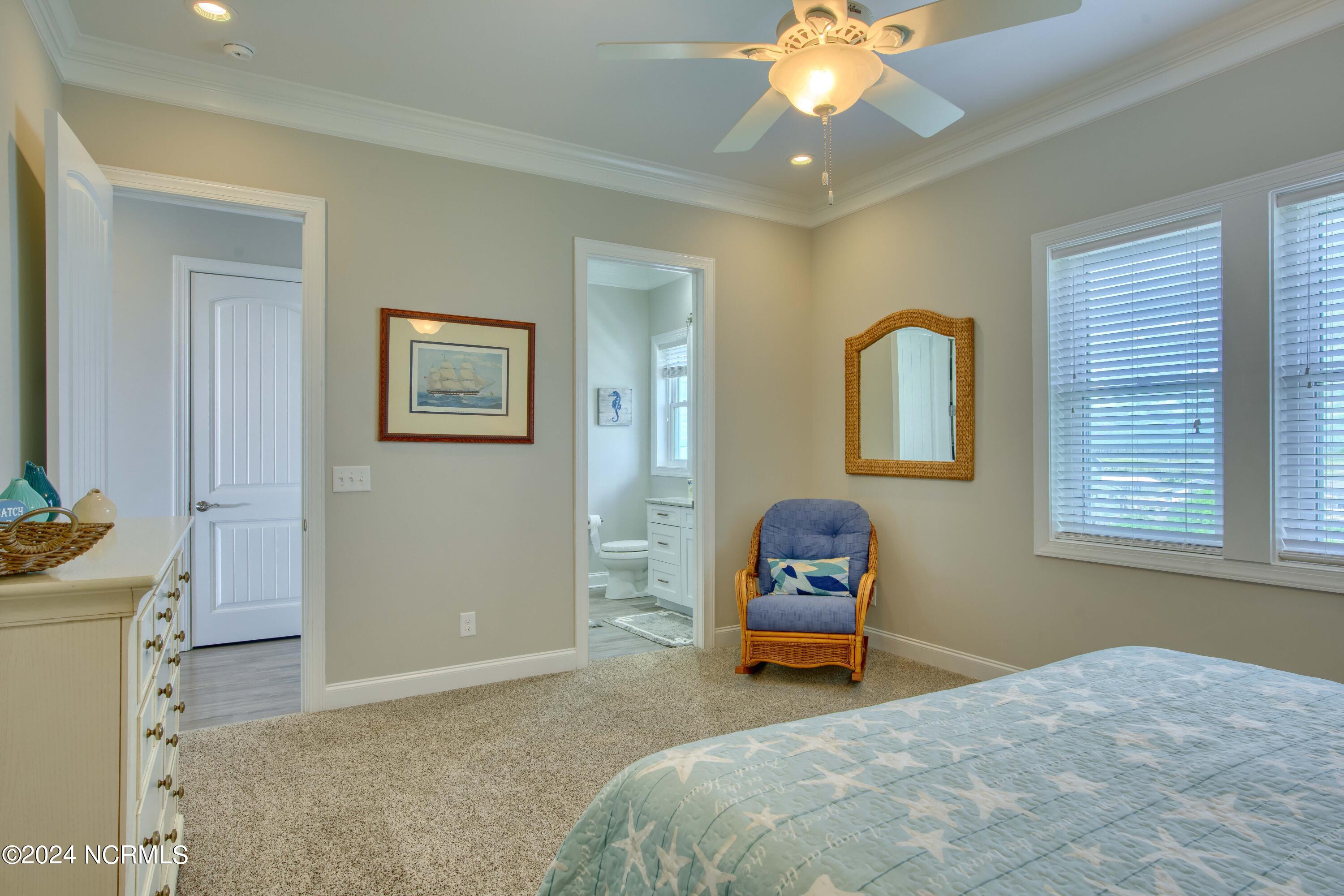 1201-1202 N Shore Drive Property Photo 57