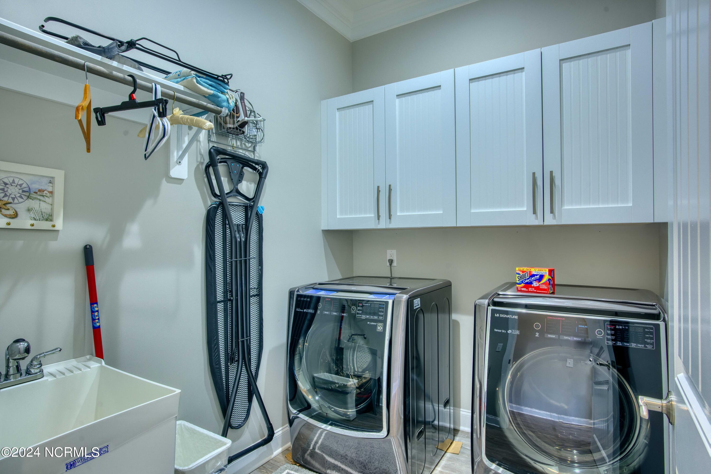 1201-1202 N Shore Drive Property Photo 61