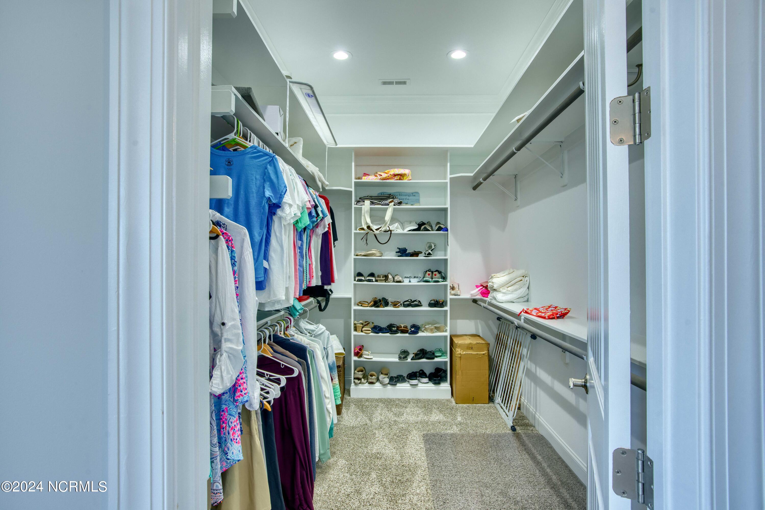 1201-1202 N Shore Drive Property Photo 65