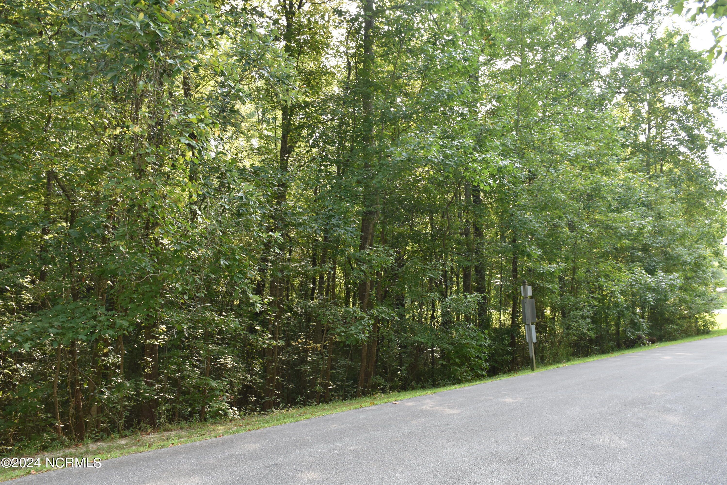 39 Hill Creek Road Property Photo 6