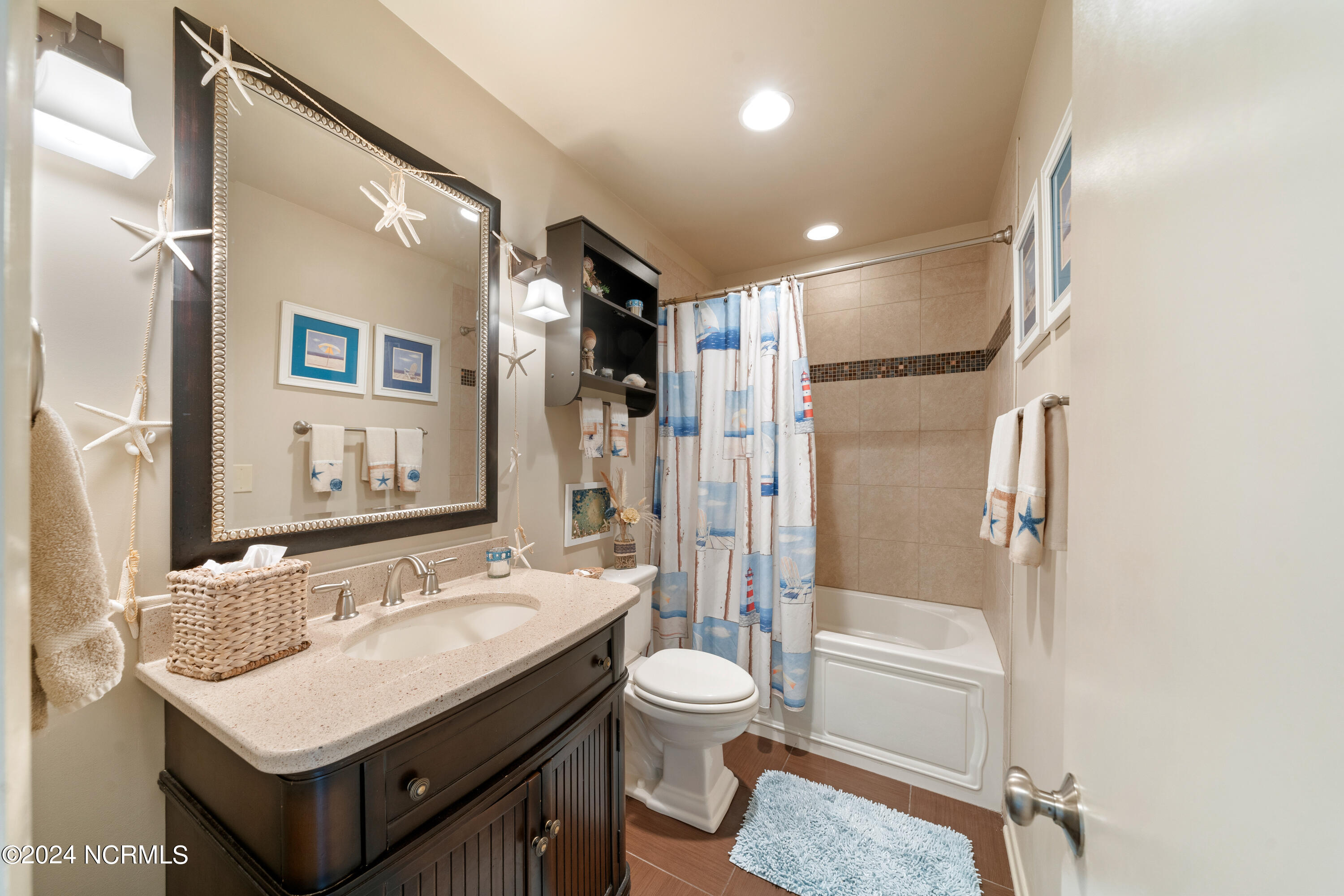 202 Lewis Drive 1212 Property Photo 19