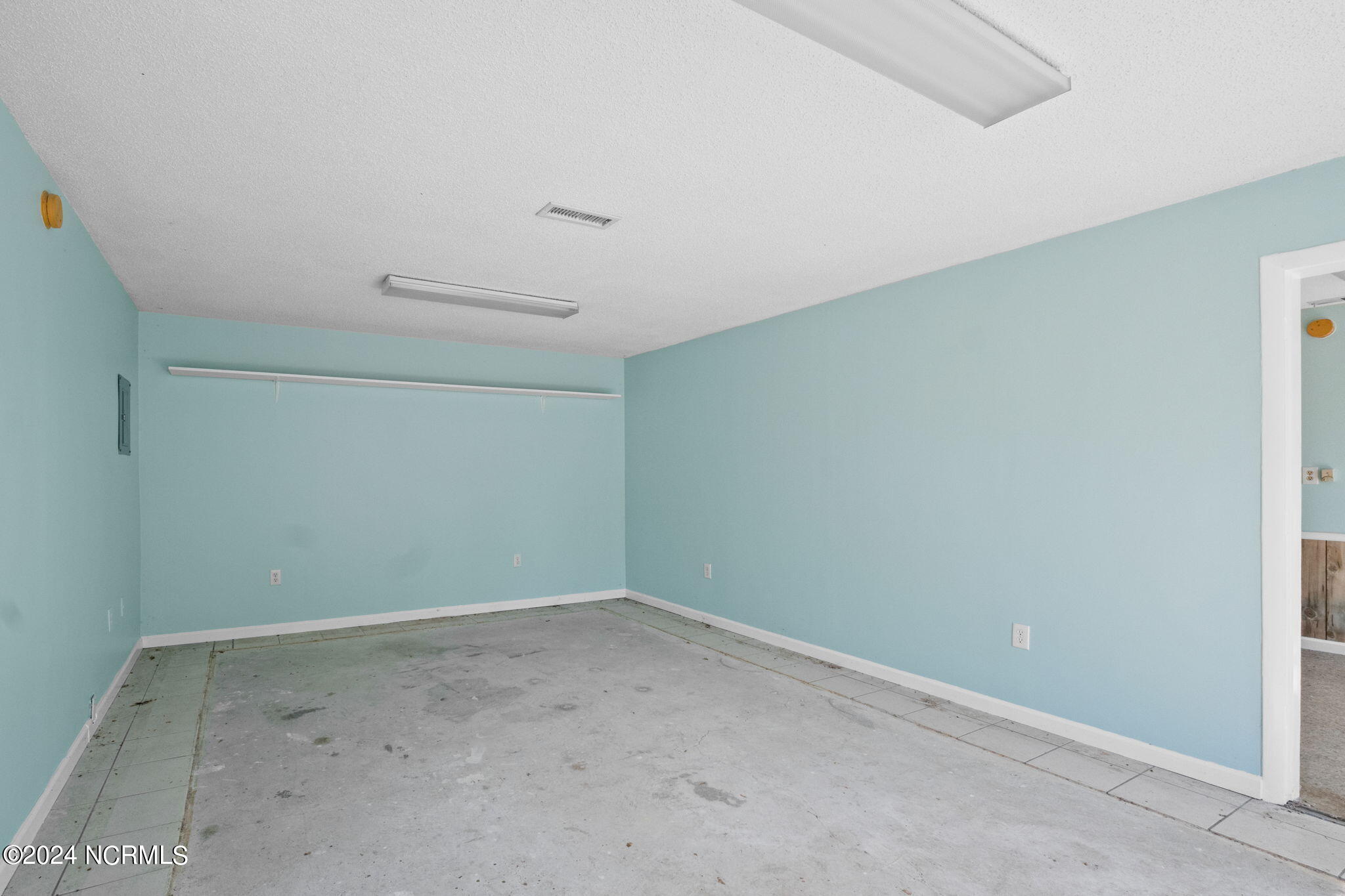 4593 Long Beach Road Property Photo 29