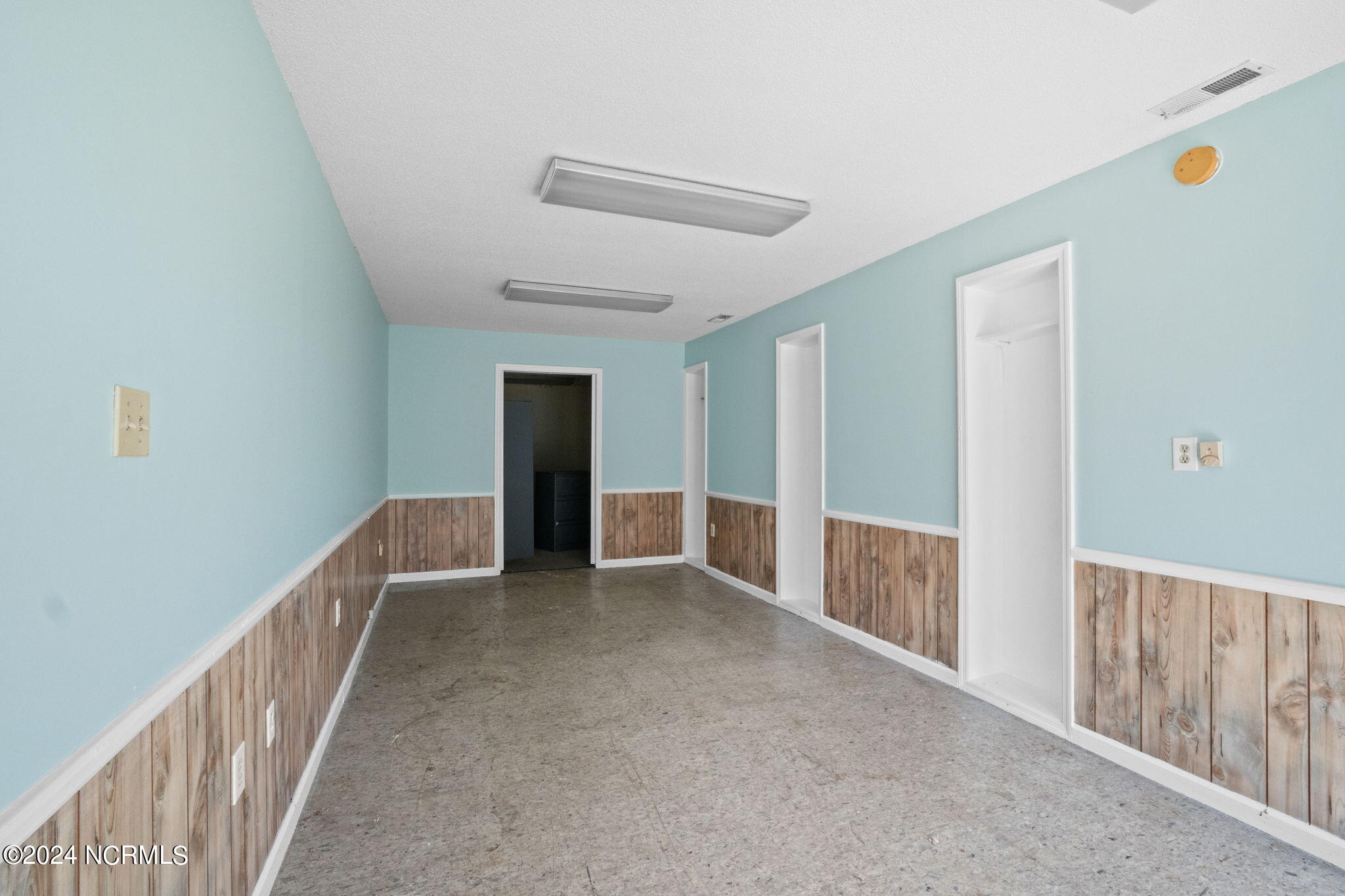 4593 Long Beach Road Property Photo 31