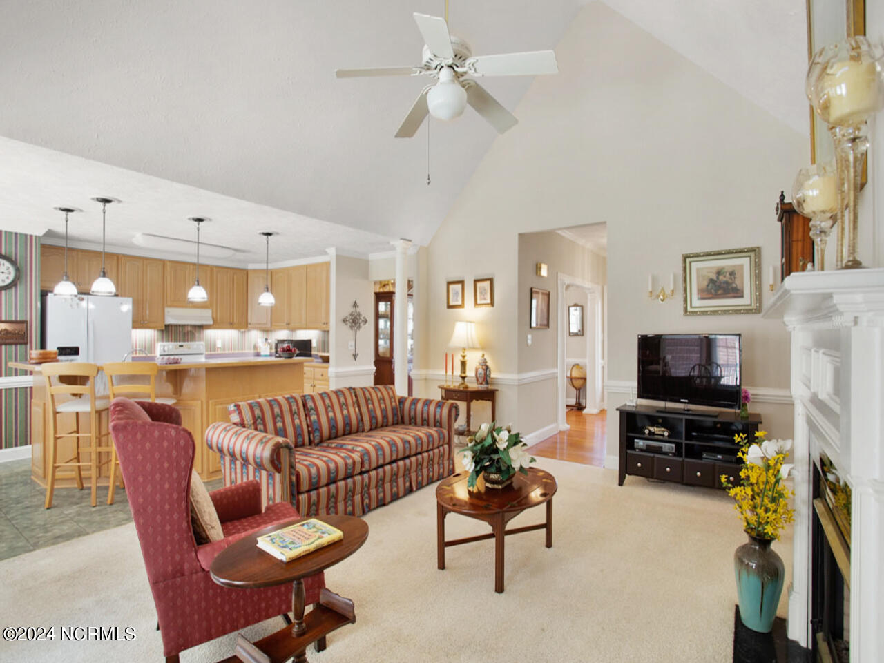 107 Knottingham Court Property Photo 13