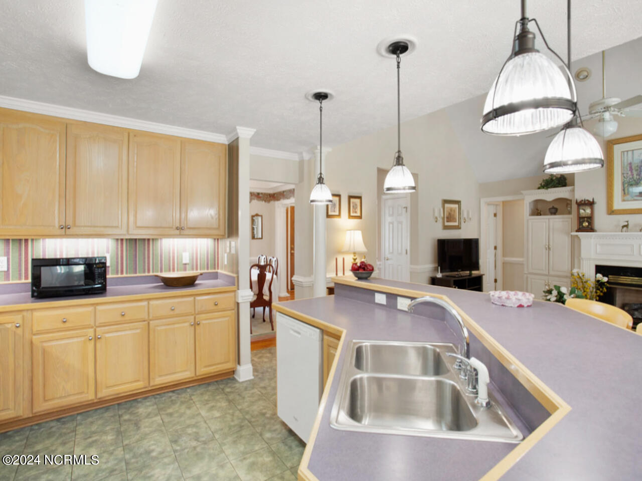 107 Knottingham Court Property Photo 17