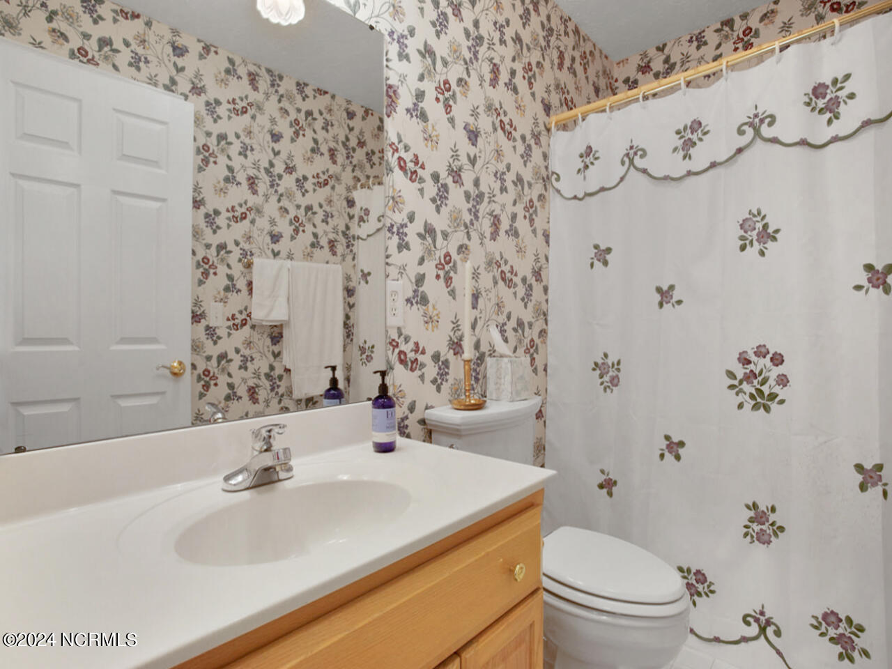 107 Knottingham Court Property Photo 29