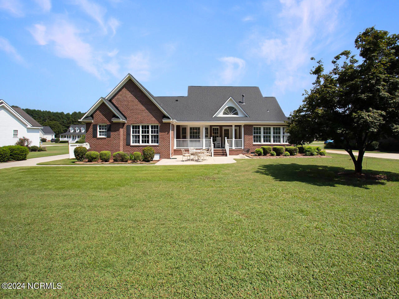 107 Knottingham Court Property Photo 34