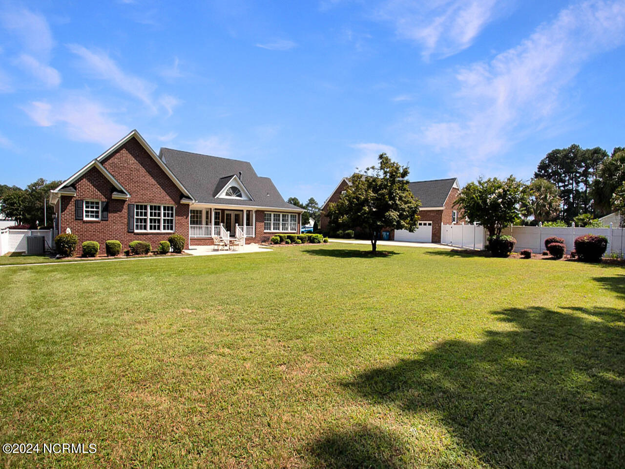 107 Knottingham Court Property Photo 35