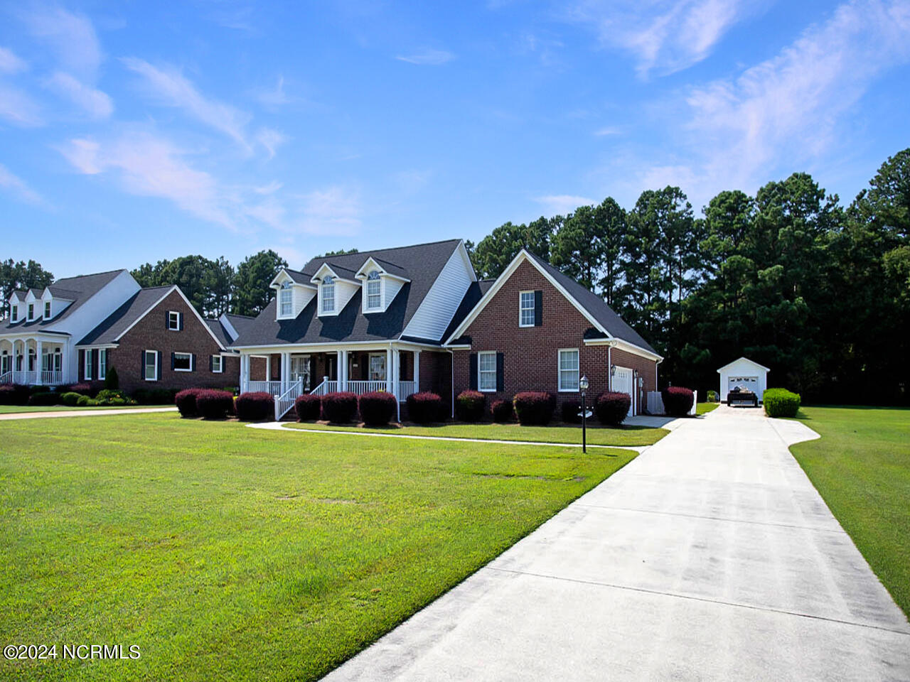 107 Knottingham Court Property Photo 36