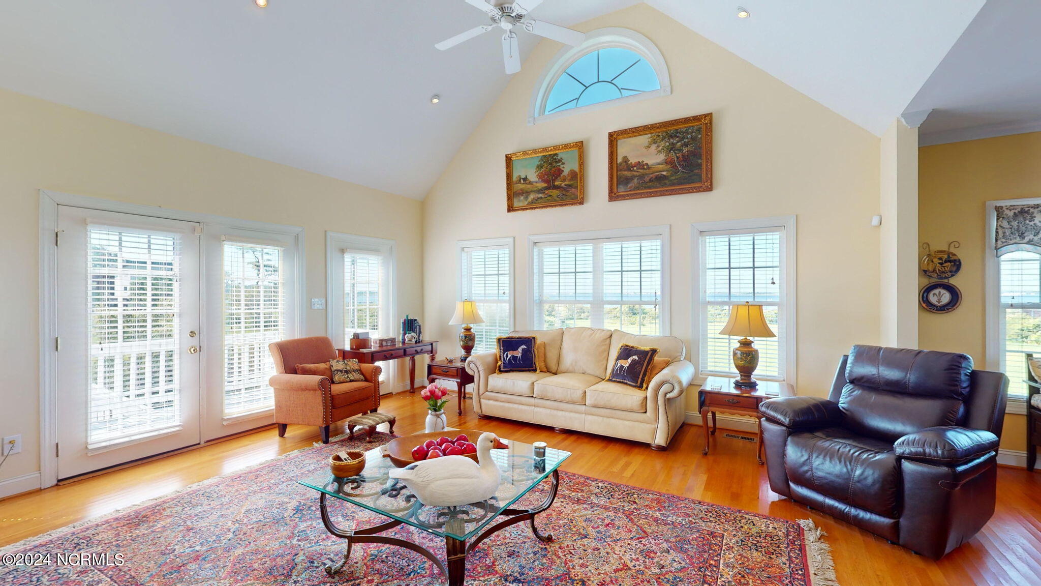 255 Oak Road Property Photo 10