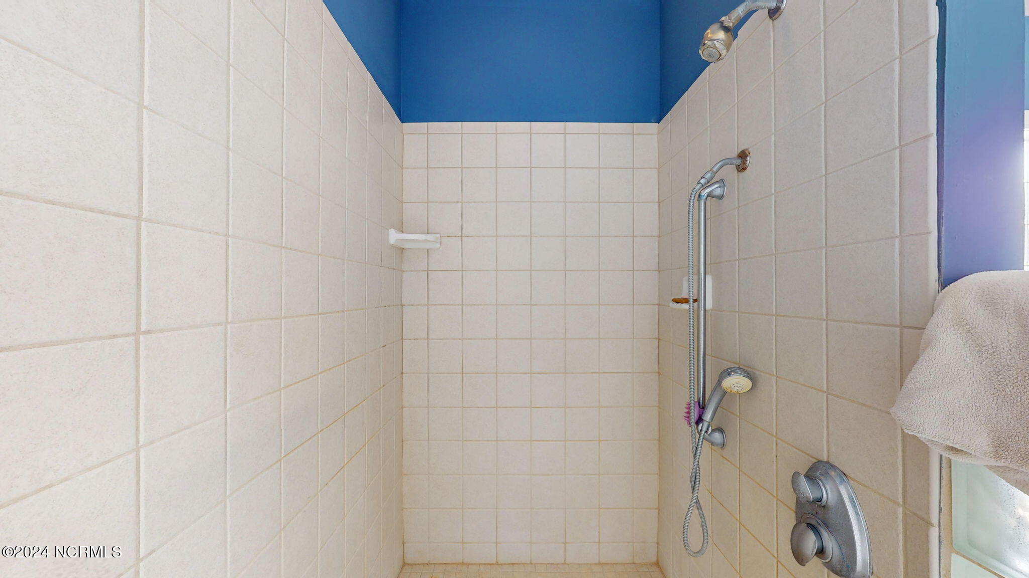 255 Oak Road Property Photo 22