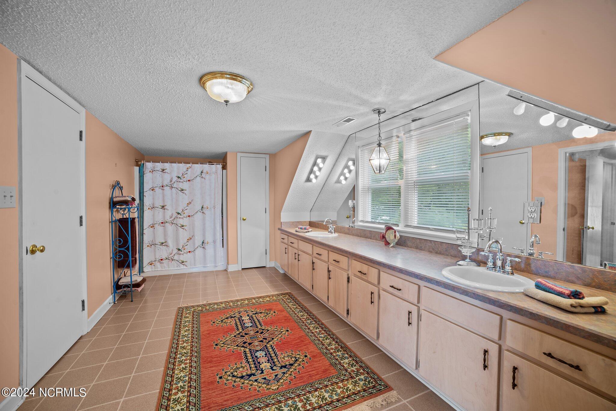 87 W North Shore Lane Property Photo 38
