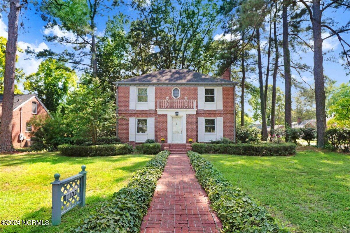 1102 Laurel Street Property Photo 1