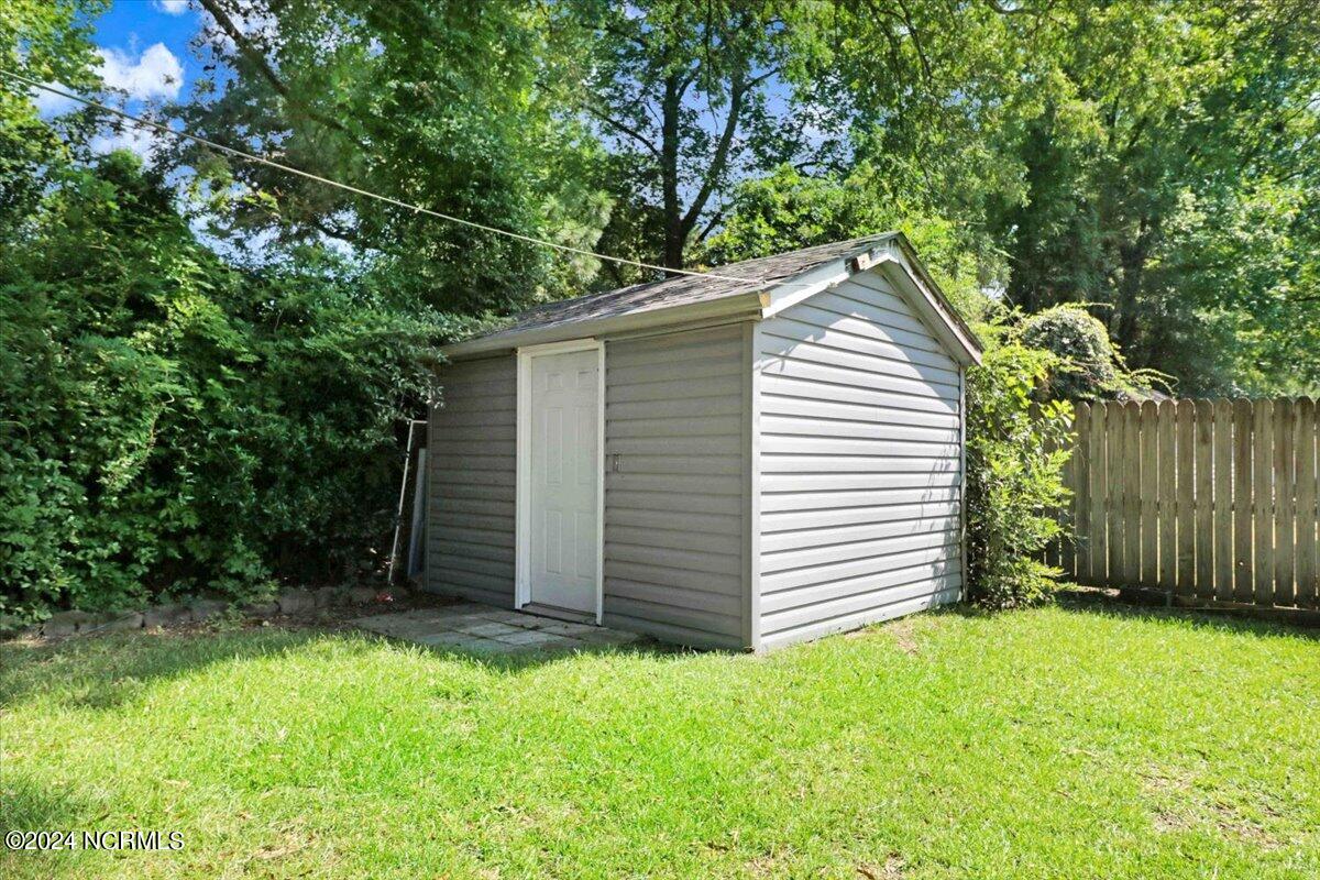 1102 Laurel Street Property Photo 14
