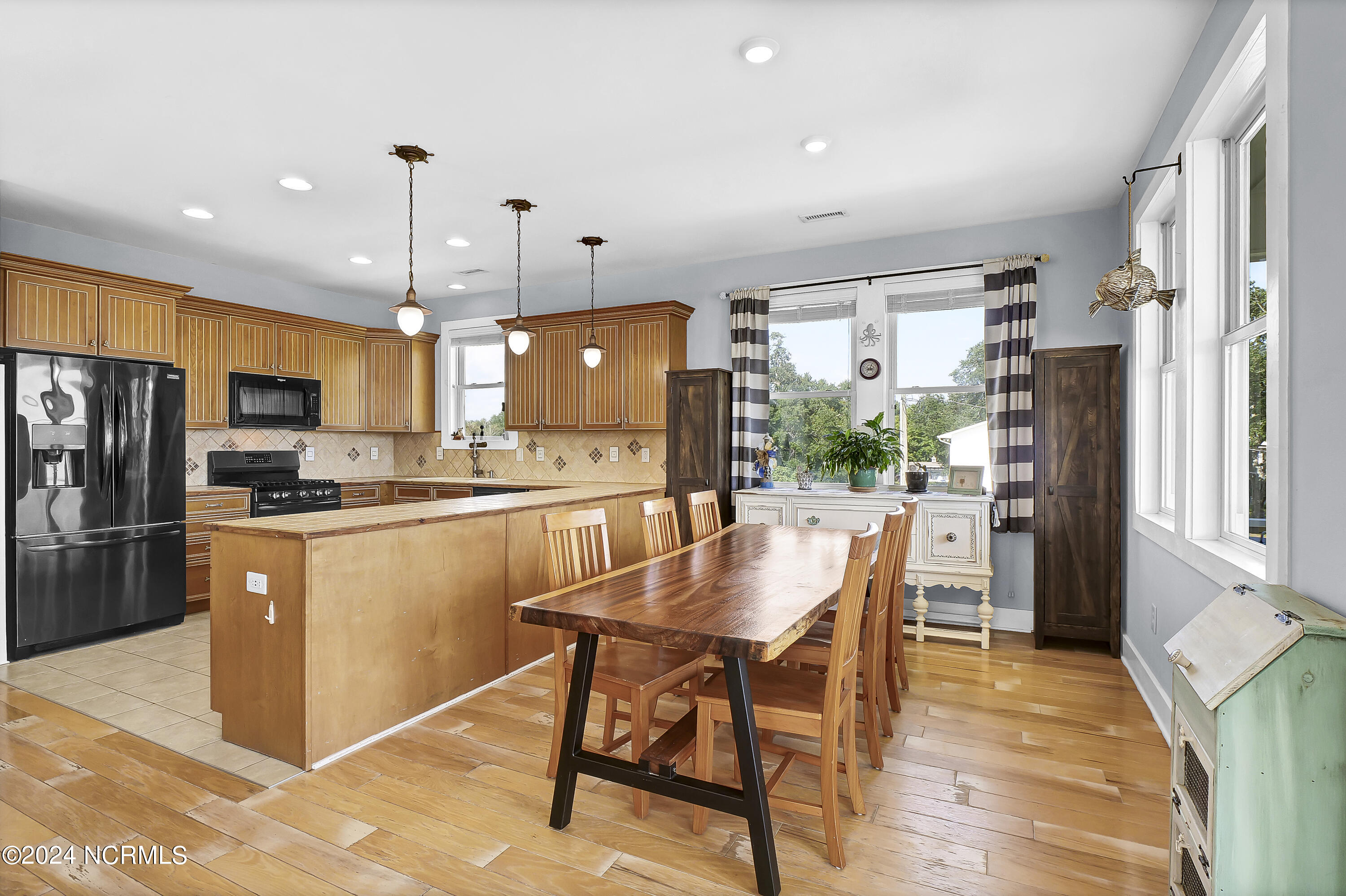 474 Andrews Road Property Photo 11