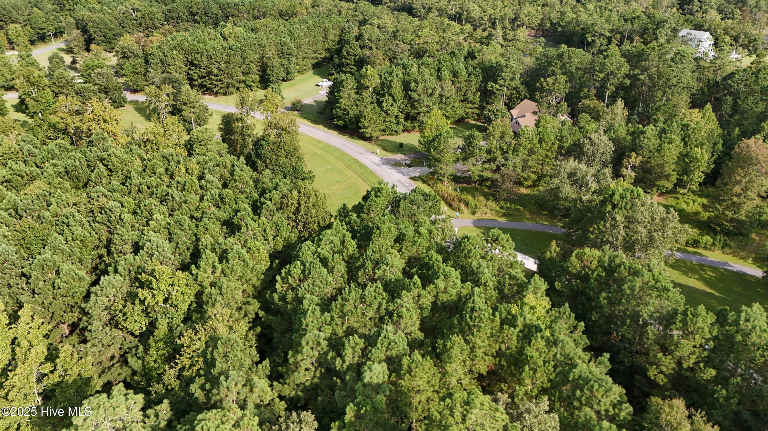 141 Seaview Court Property Photo 7