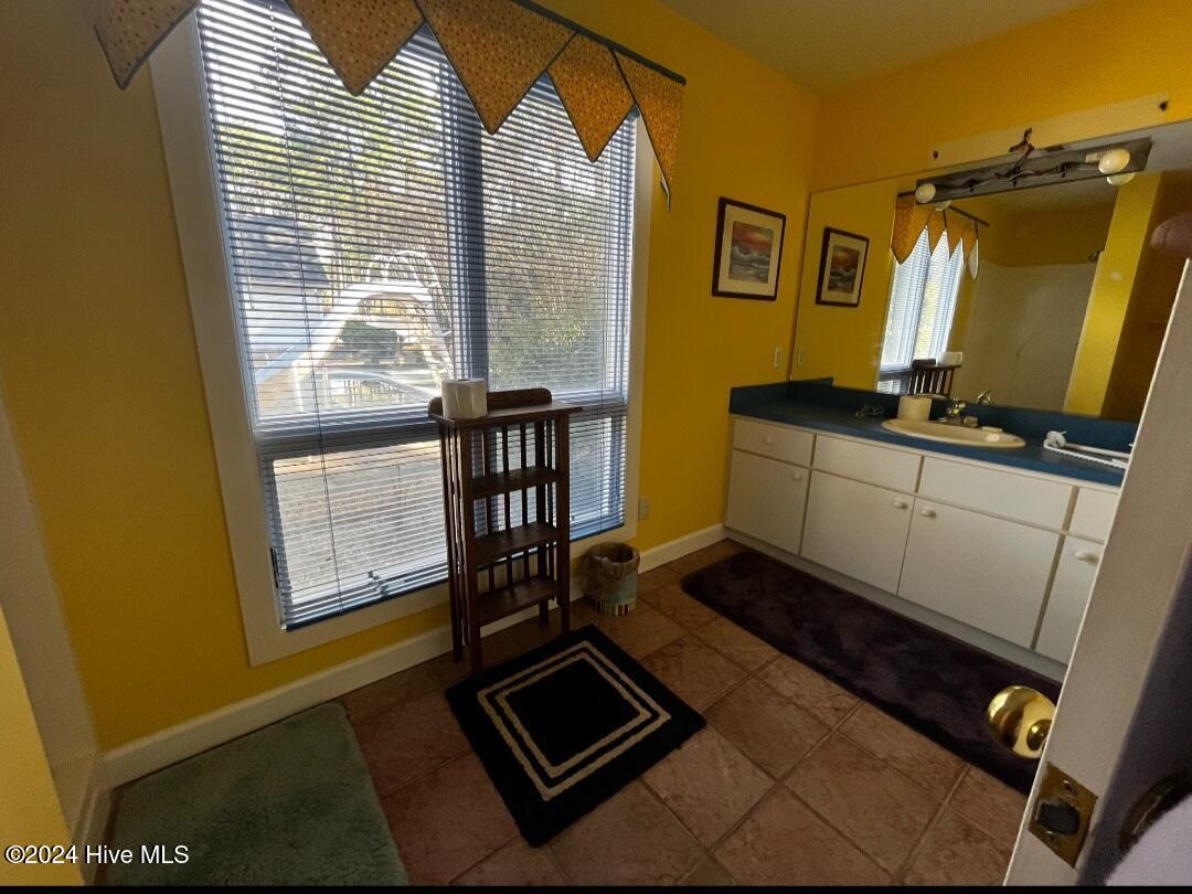229 Stratford Road Property Photo 13