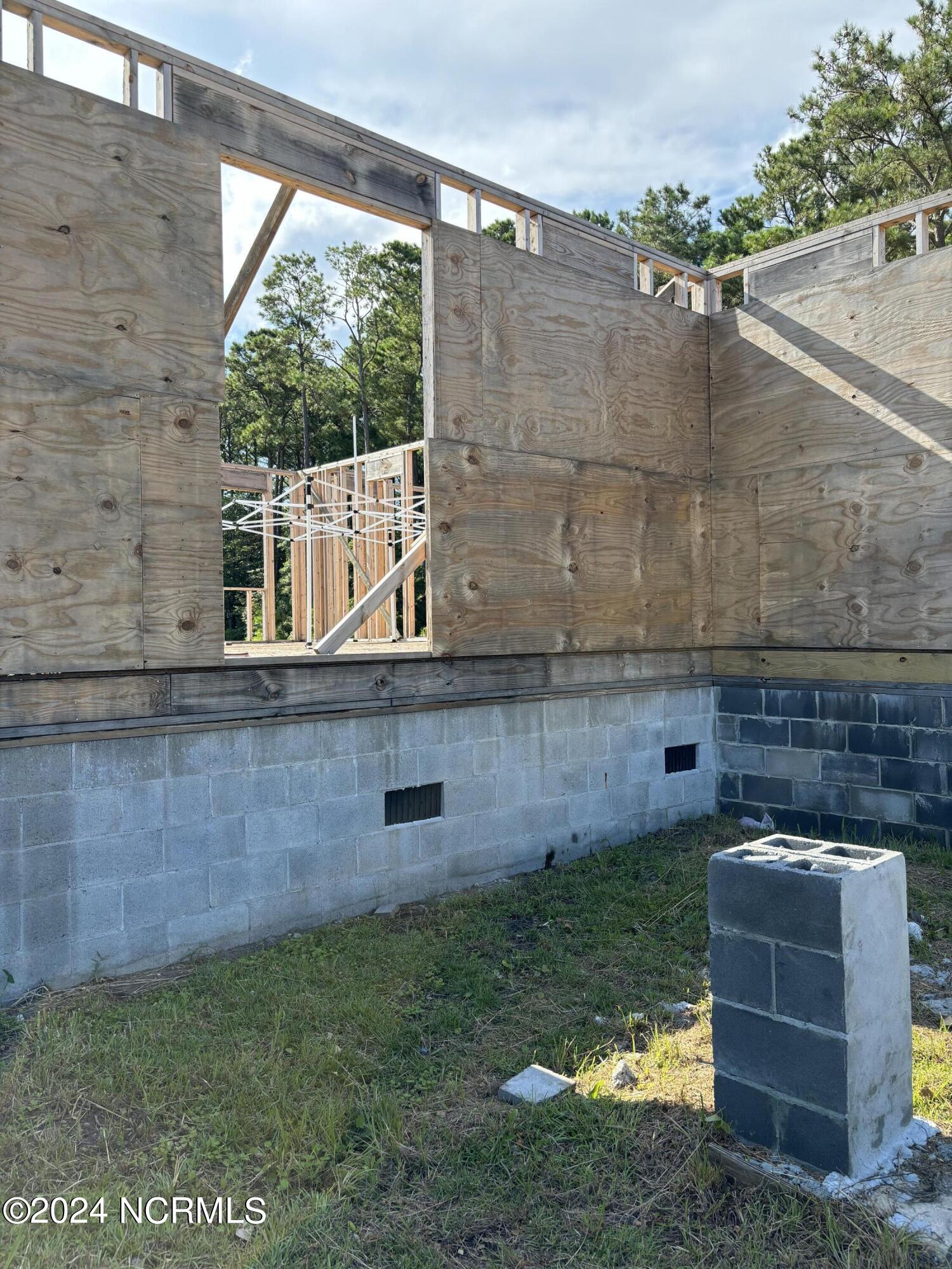 201 Thompson Field Circle Property Photo 4
