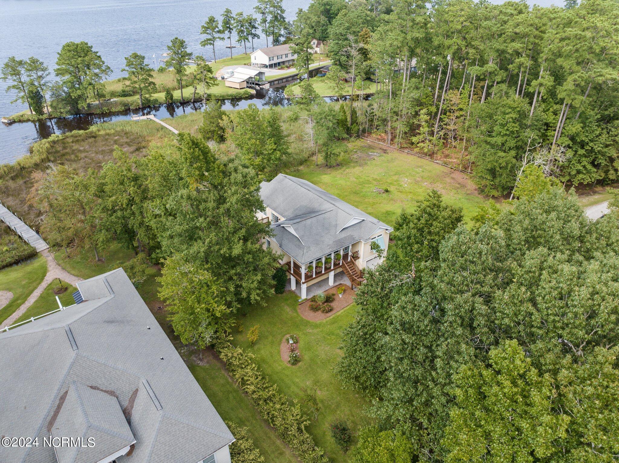 340 Cattlelot Lane Property Photo 9
