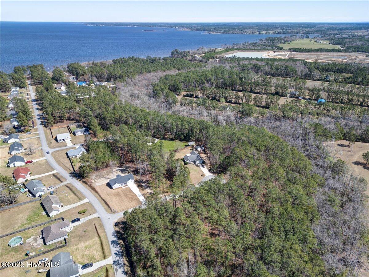 103 Palm Circle Property Photo 8