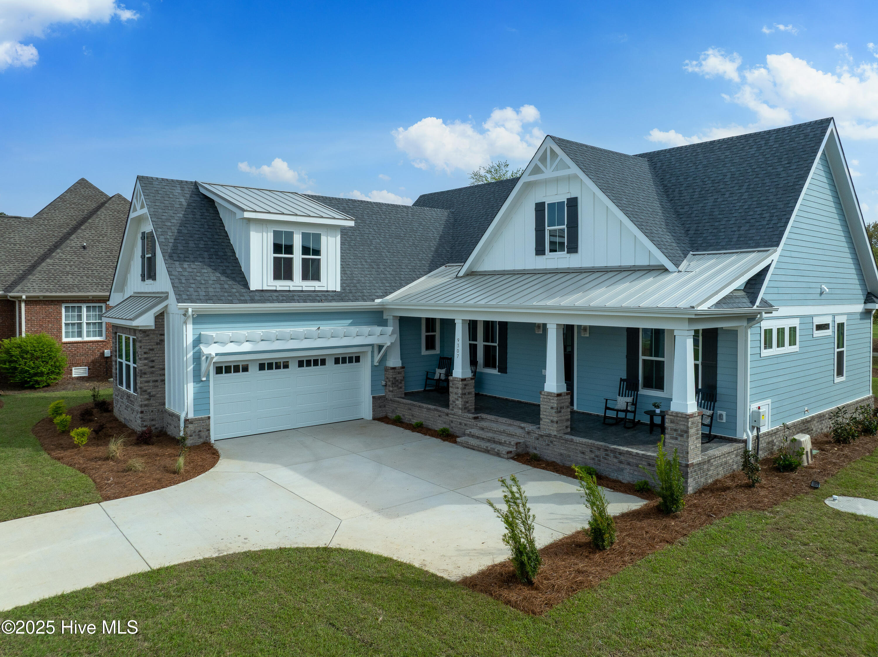 9307 Old Salem Way Property Photo 1