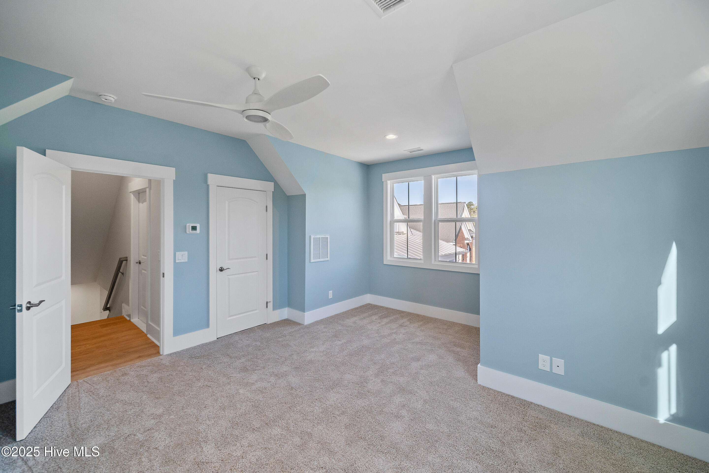 9307 Old Salem Way Property Photo 16