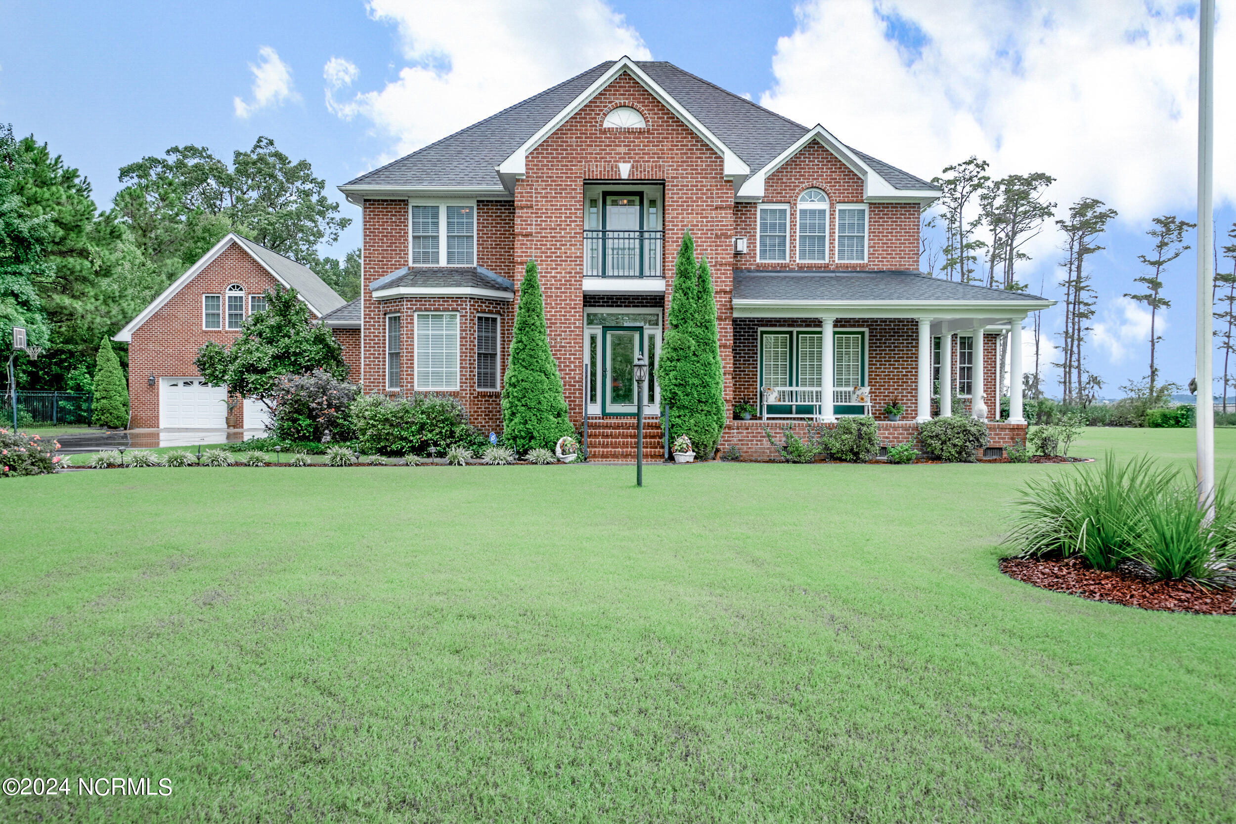 Cooks Landing Real Estate Listings Main Image