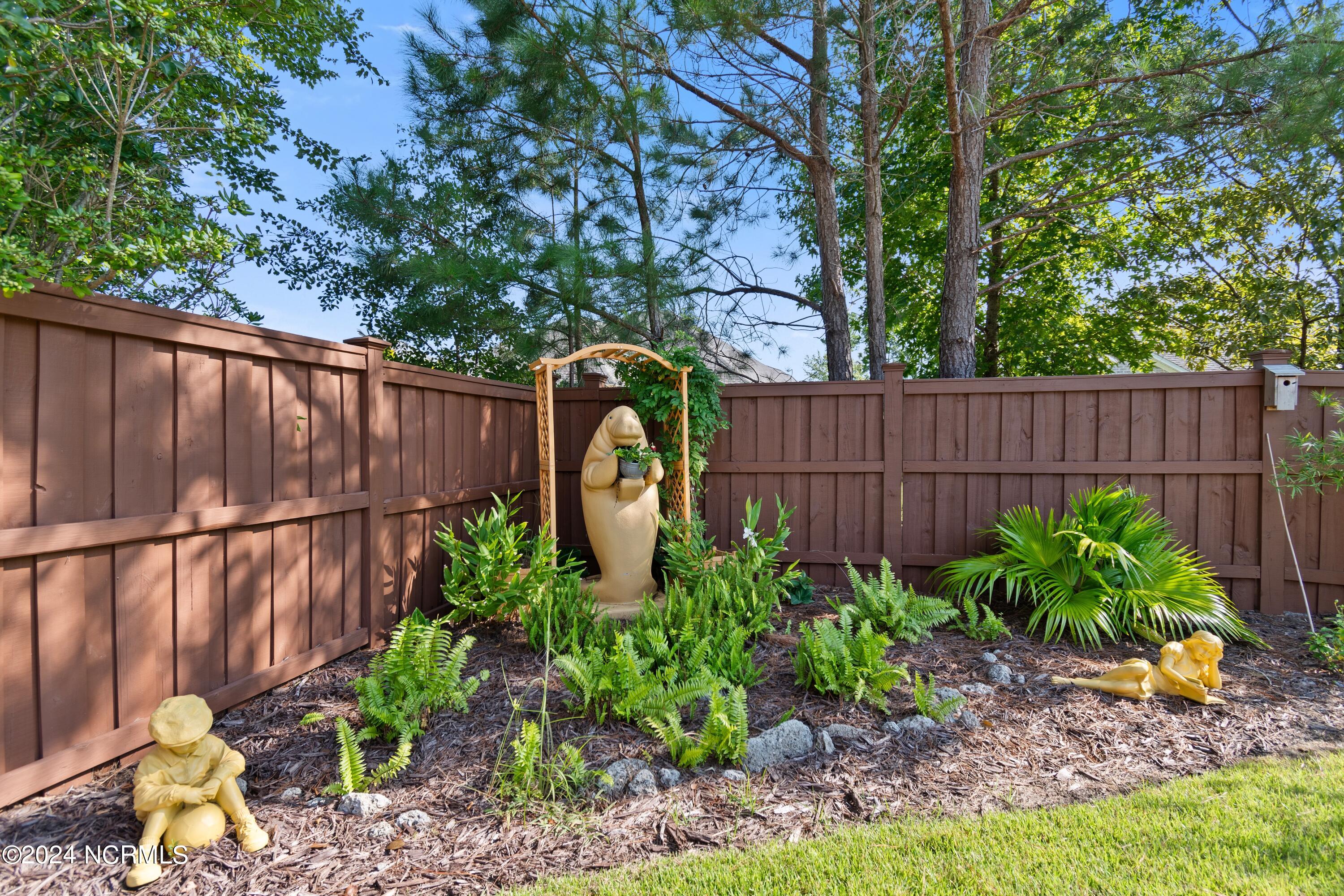 1109 Cloverdale Court Property Photo 20