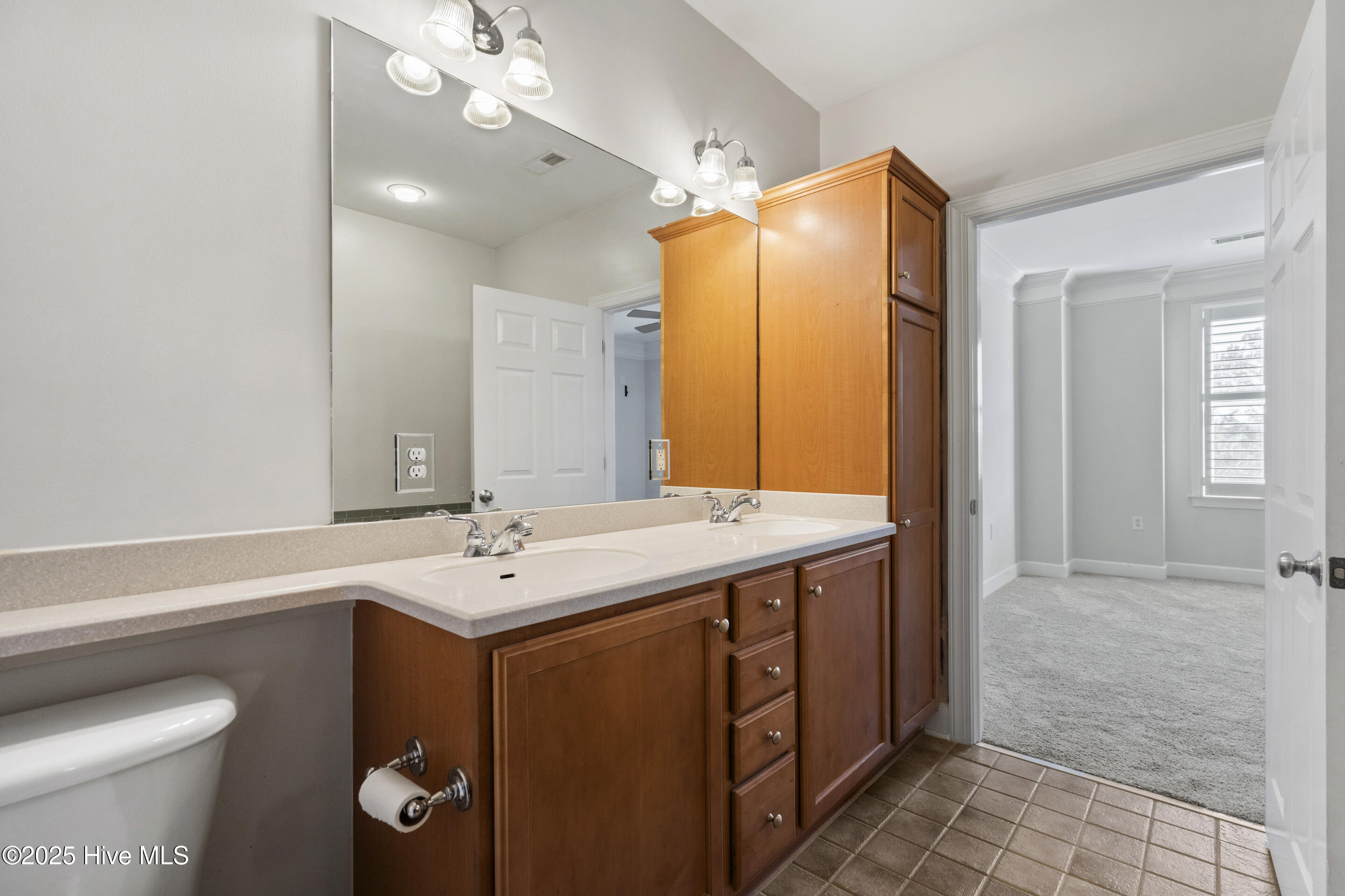 648 Village Park Drive 301 Property Photo 31