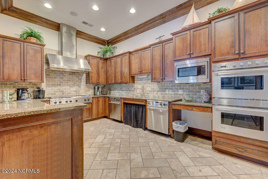 648 Village Park Drive 301 Property Photo 104