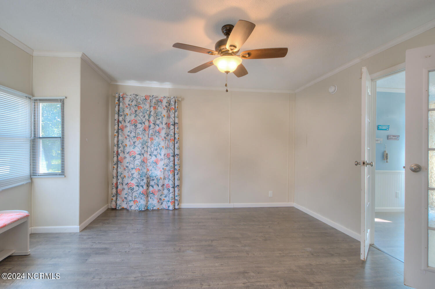 4225 Main Sail Street Property Photo 16